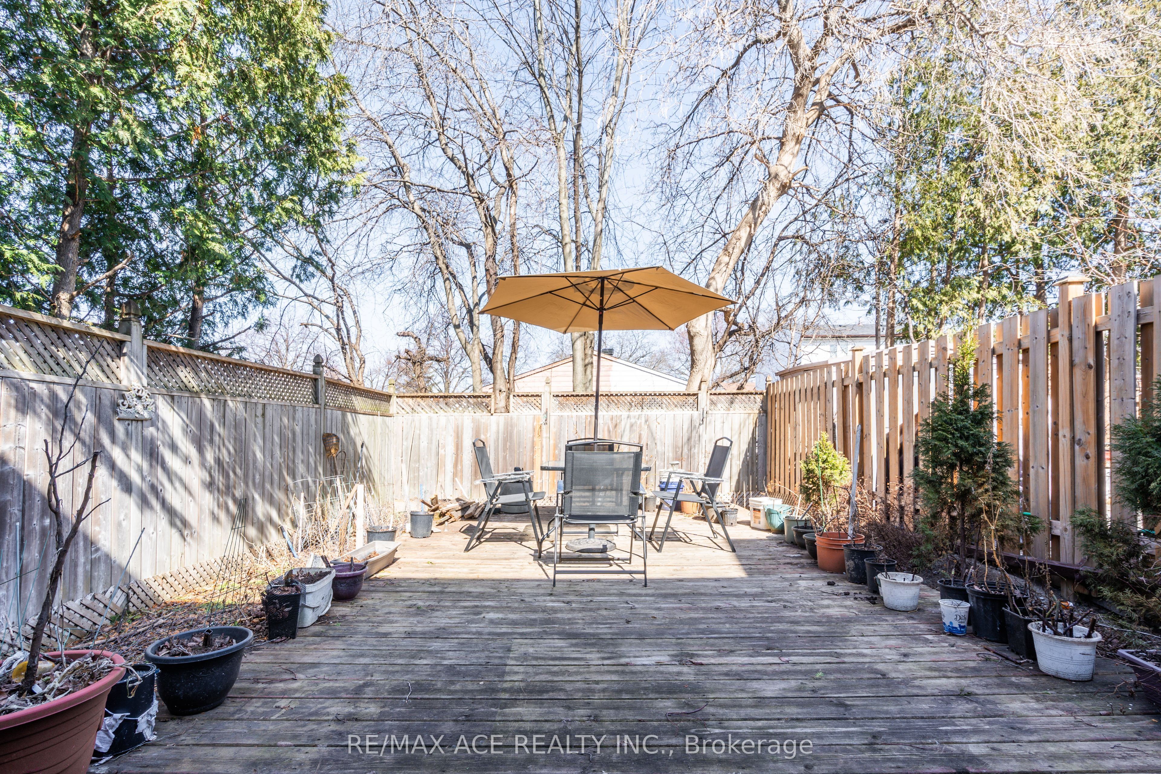 50 Parsell Square Property Photo 32