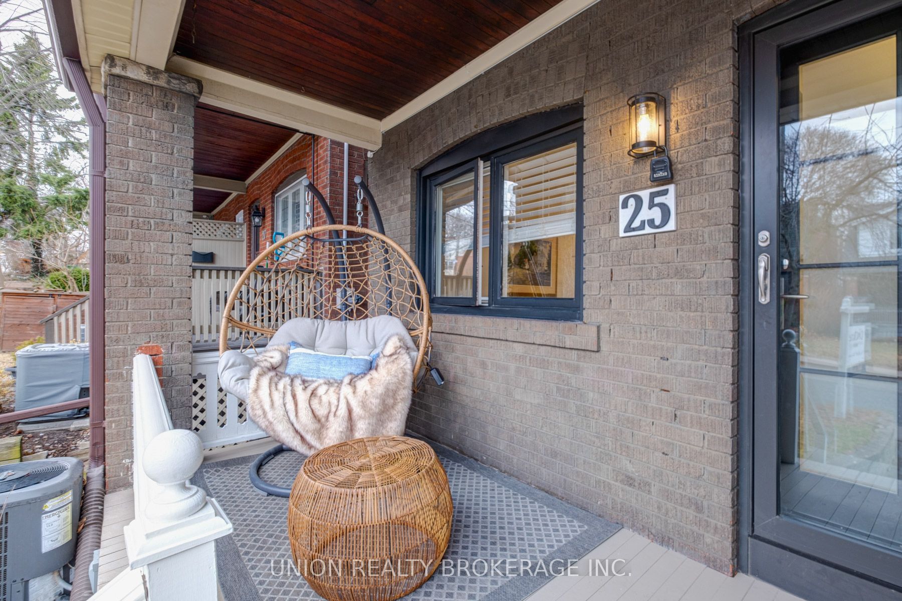 25 Glenmore Road Property Photo