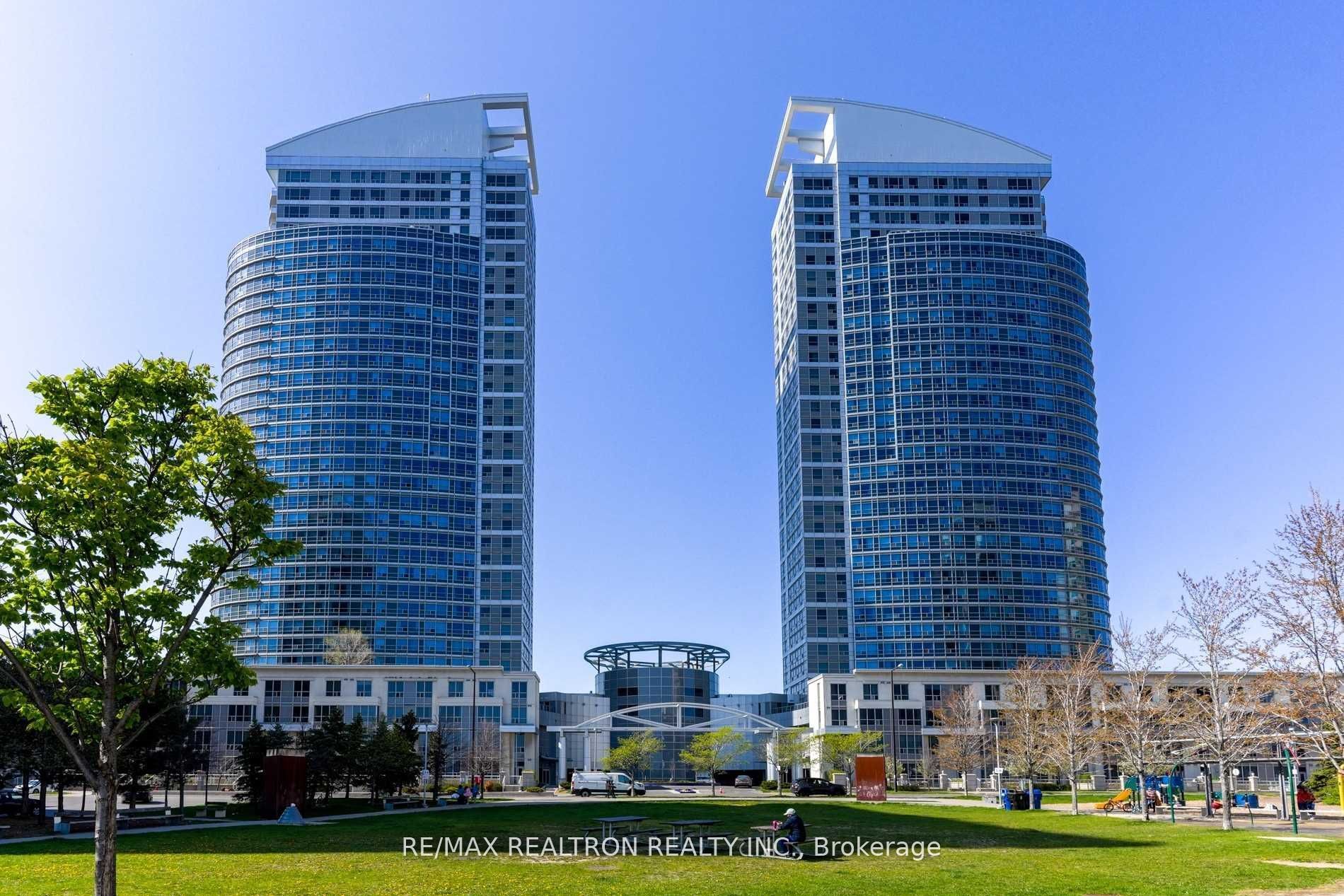 #ph502 - 38 Lee Centre Drive Property Photo