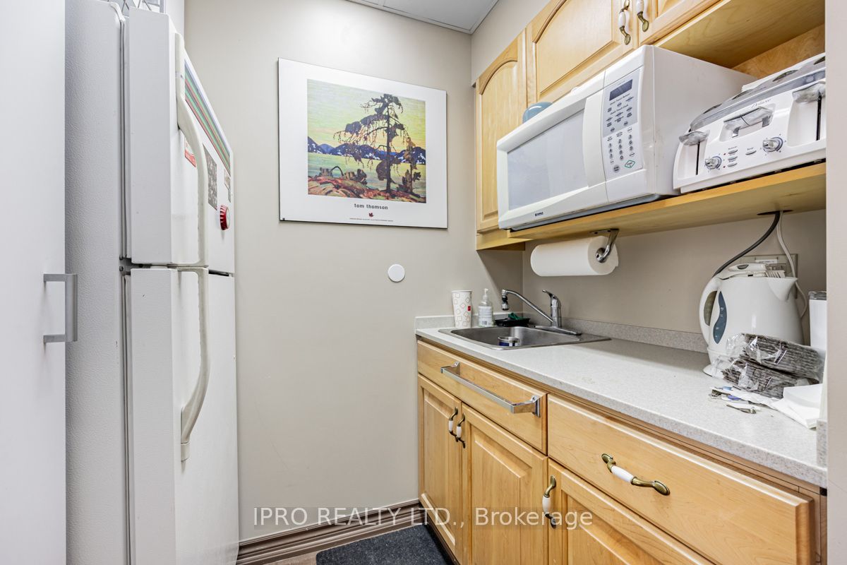 5014 Old Brock Road Property Photo 9