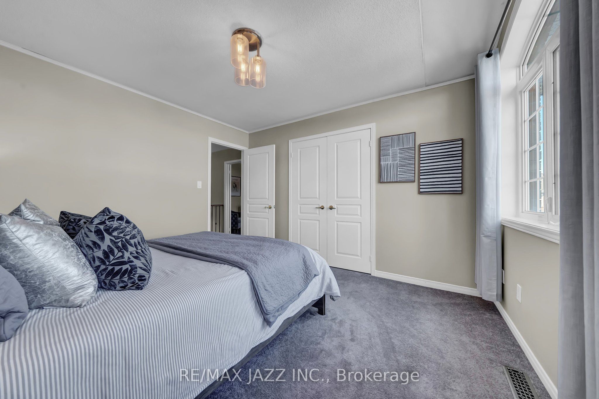 37 Bridle Court Property Photo 33