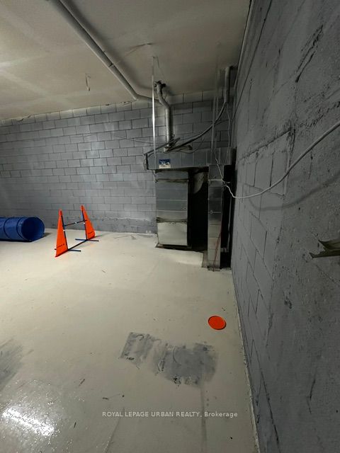 860 Pape Avenue Property Photo 11