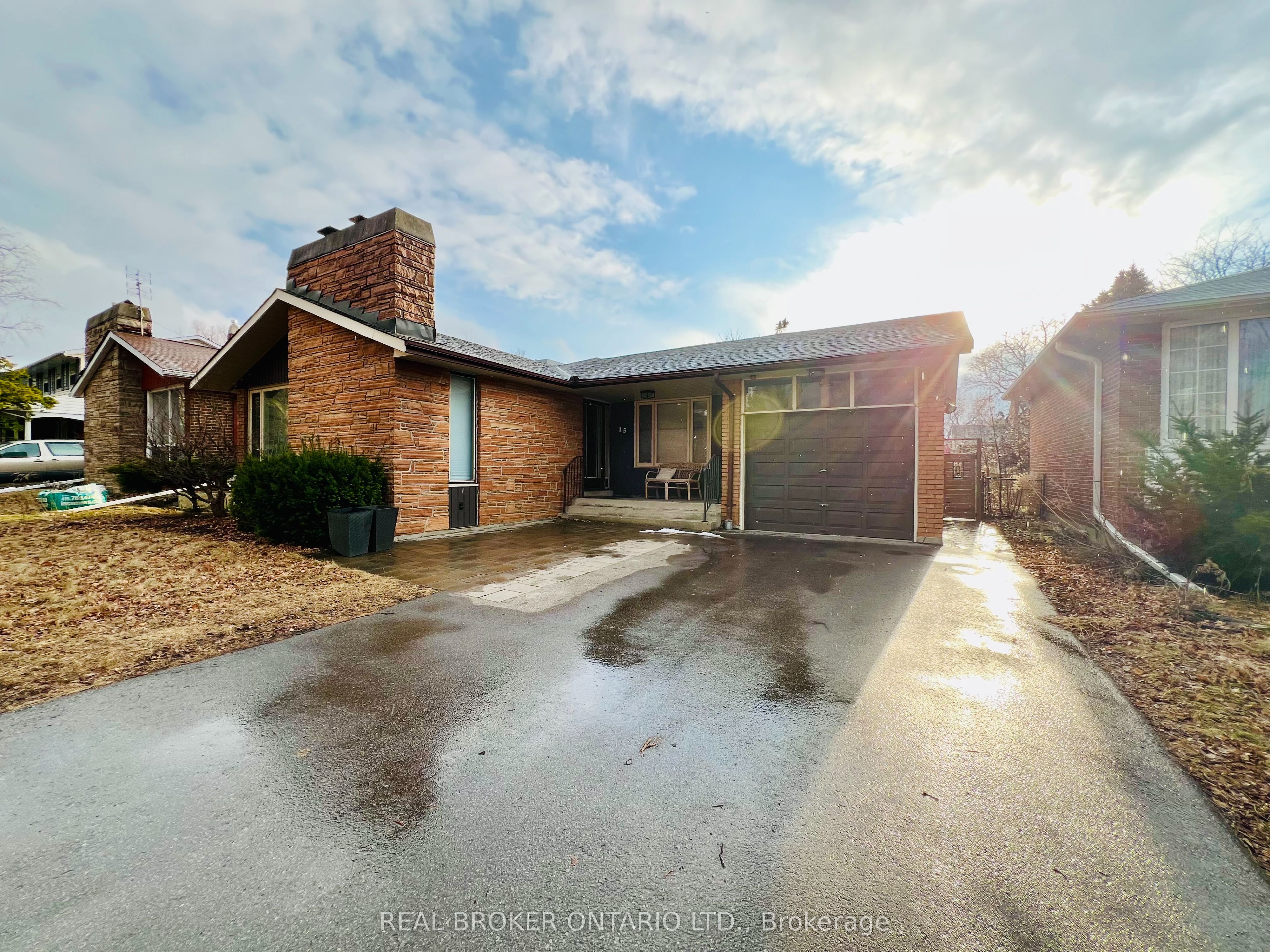 15 Wicklow Drive Property Photo