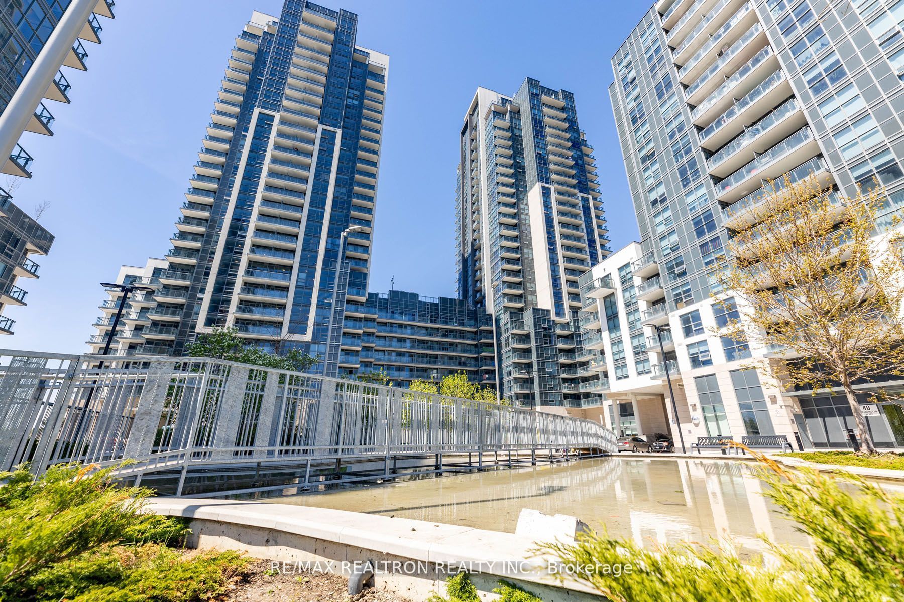 #1901 - 30 Meadowglen Place Property Photo