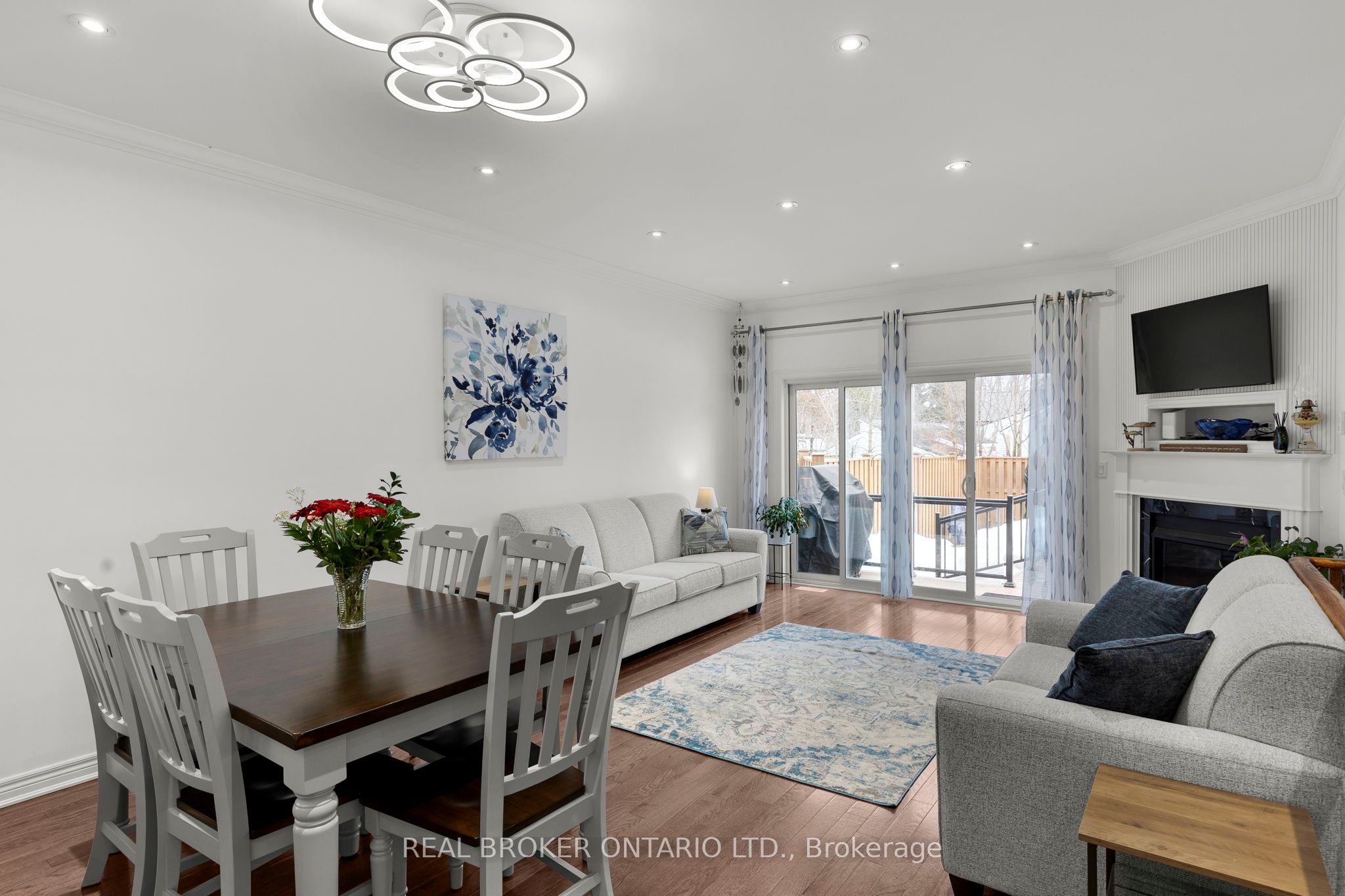 3305 Summerhill Way Property Photo 11