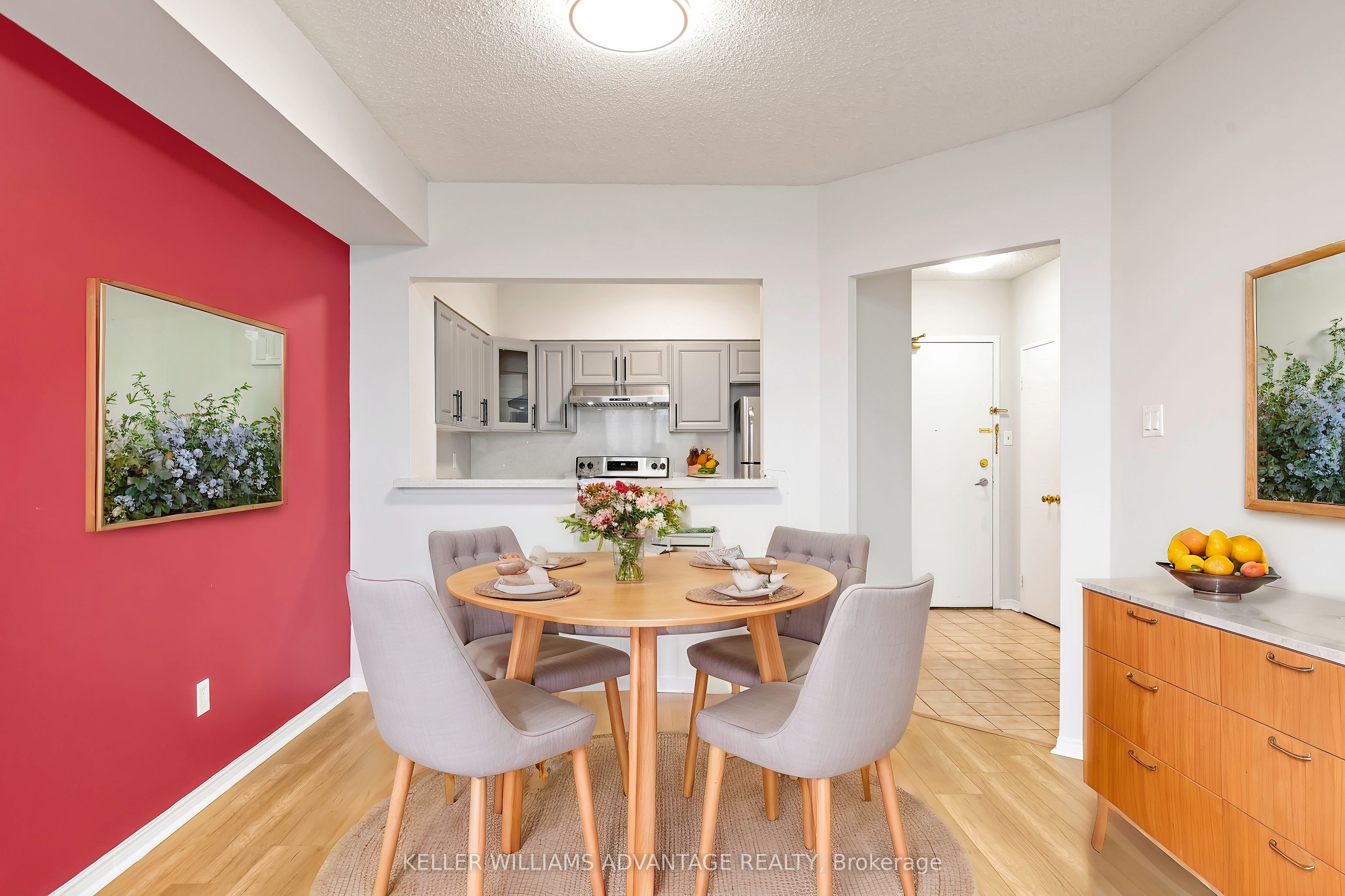 #1010 - 410 Mclevin Avenue Property Photo 6