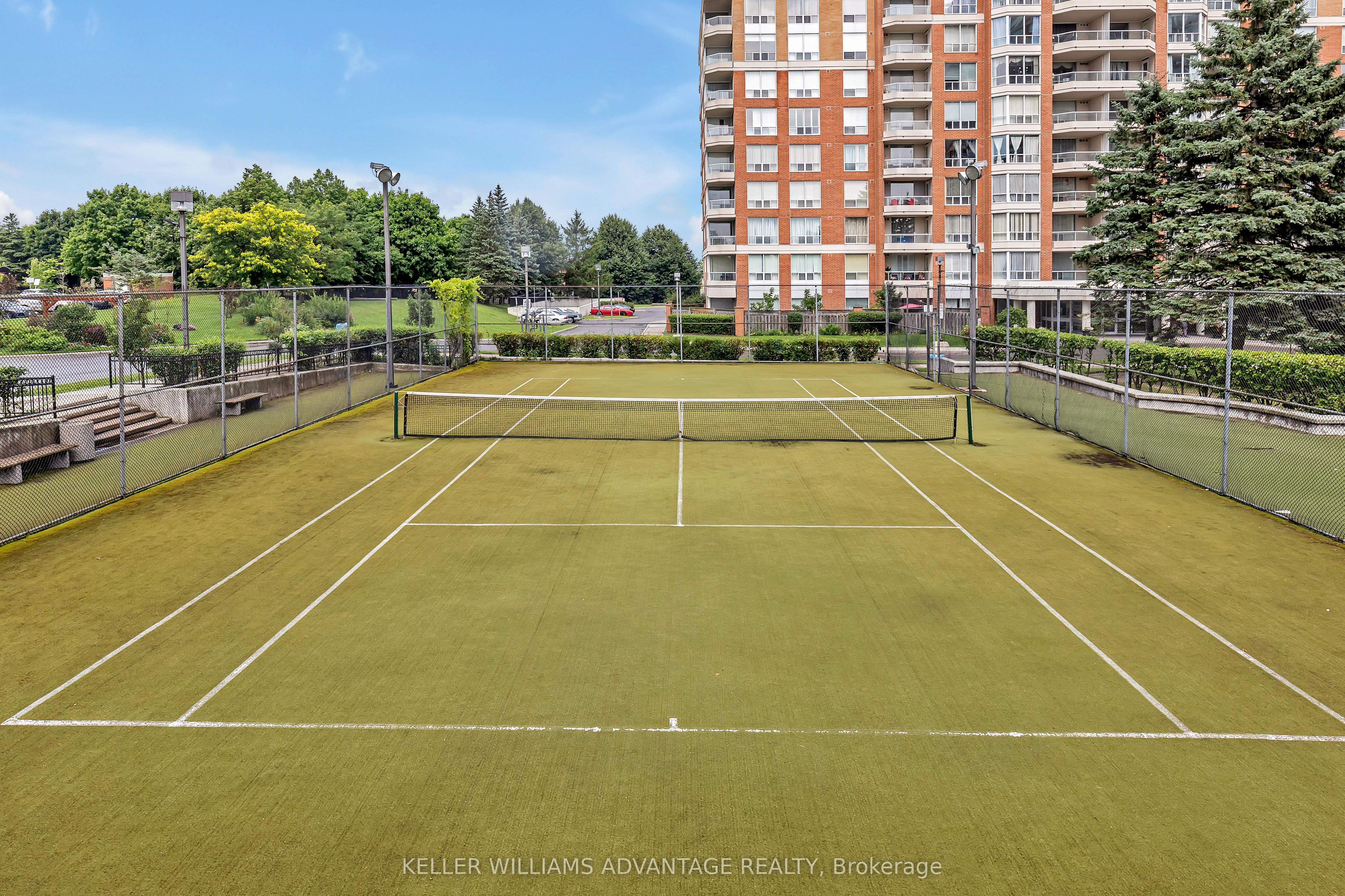 #1010 - 410 Mclevin Avenue Property Photo 26