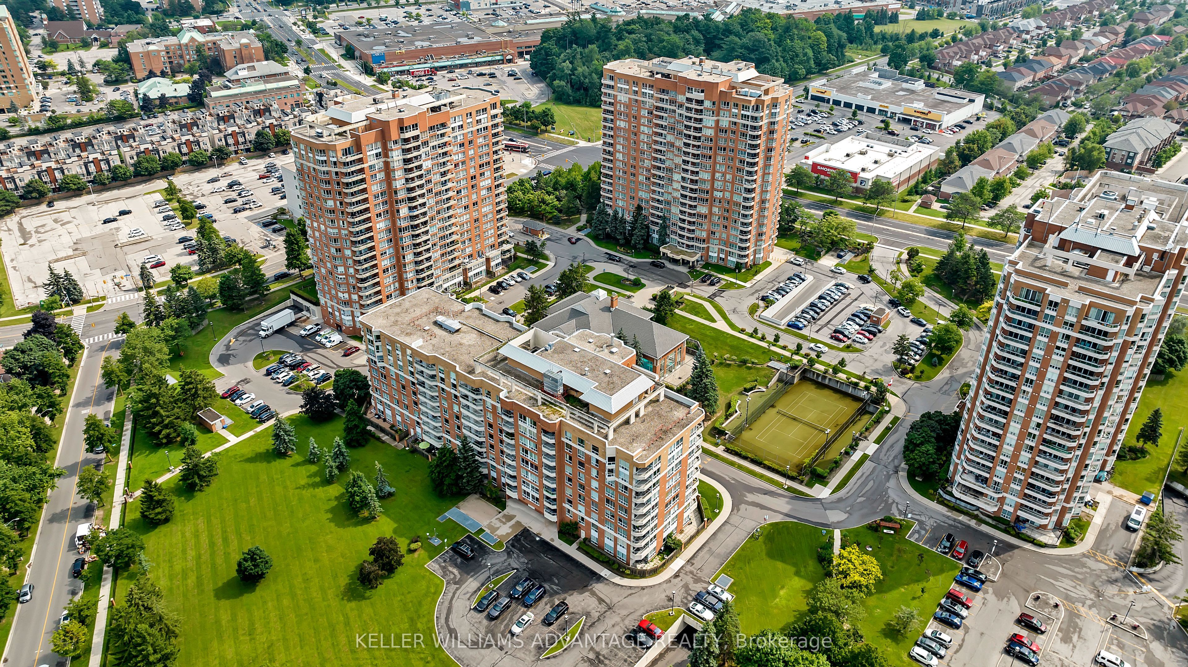 #1010 - 410 Mclevin Avenue Property Photo 30