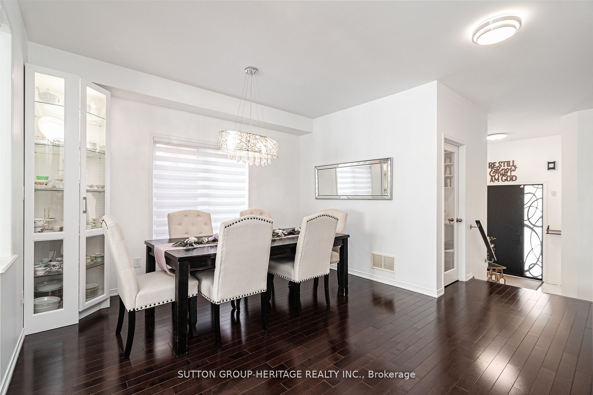 9 Halliday Street Property Photo 13