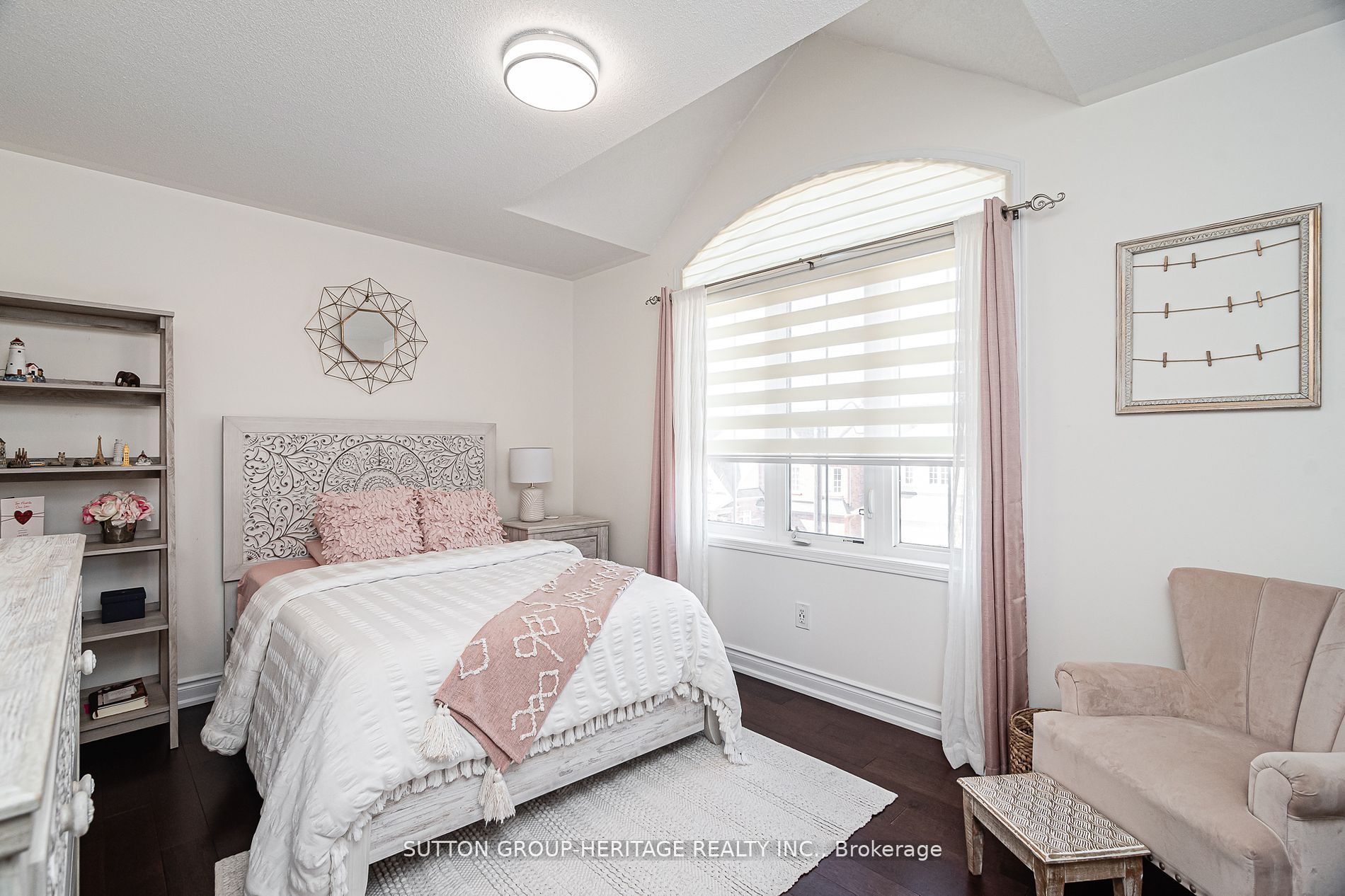9 Halliday Street Property Photo 32