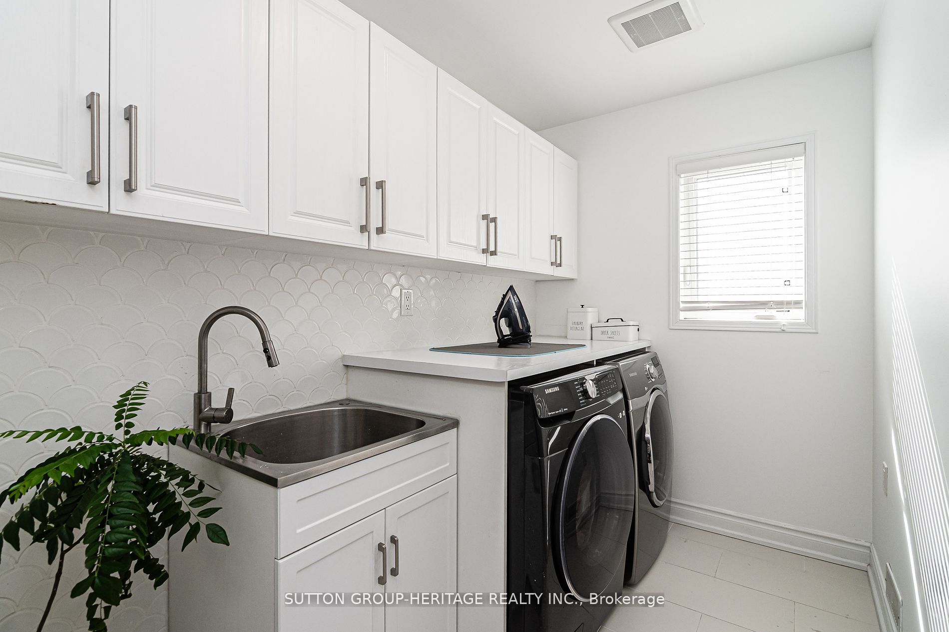 9 Halliday Street Property Photo 36