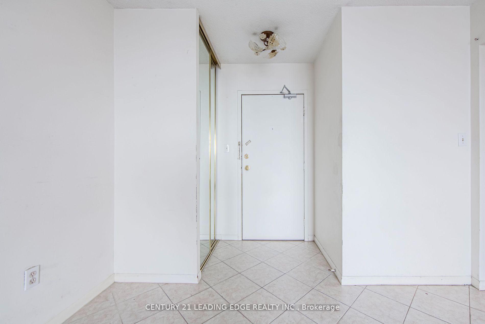 #912 - 1250 Bridletowne Circle Property Photo 5