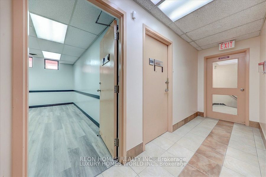 #301 - 3852 Finch Avenue Property Photo 5