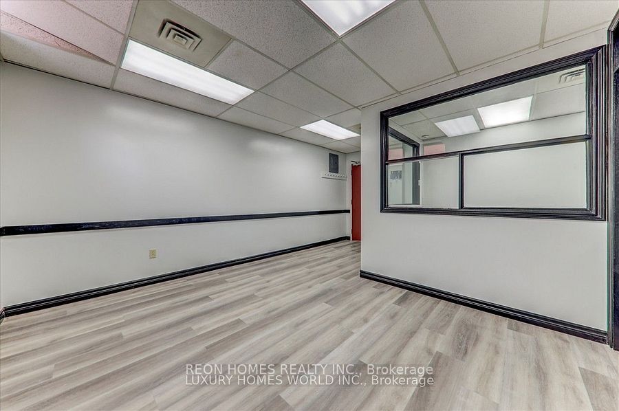 #301 - 3852 Finch Avenue Property Photo 7