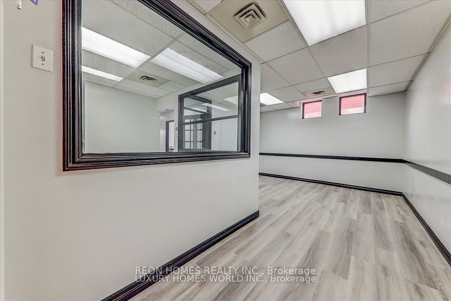 #301 - 3852 Finch Avenue Property Photo 9