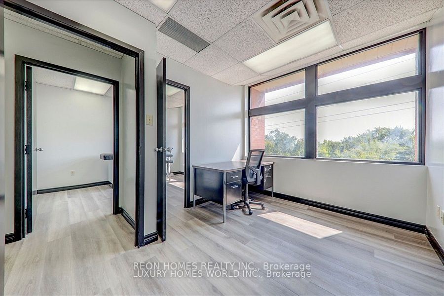 #301 - 3852 Finch Avenue Property Photo 15