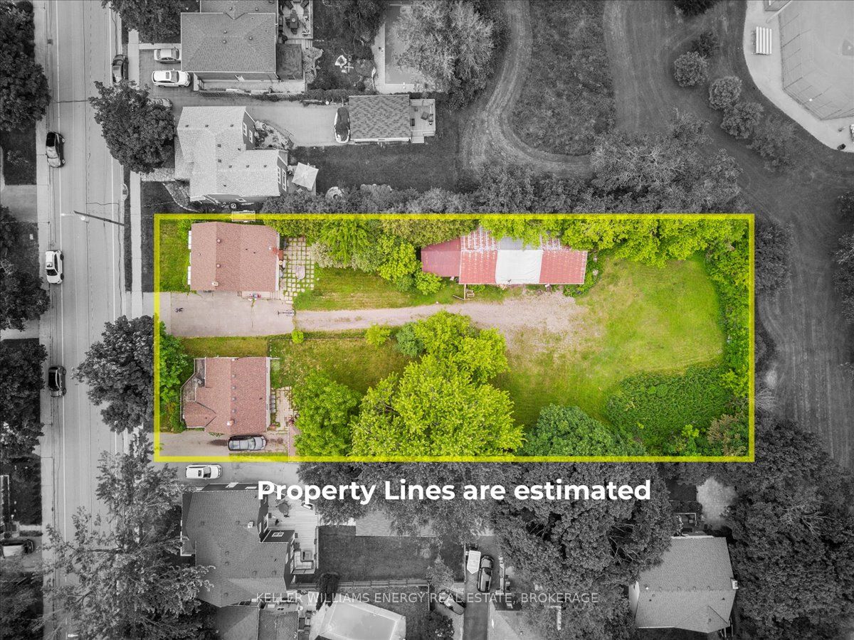 805 Athol St Property Photo