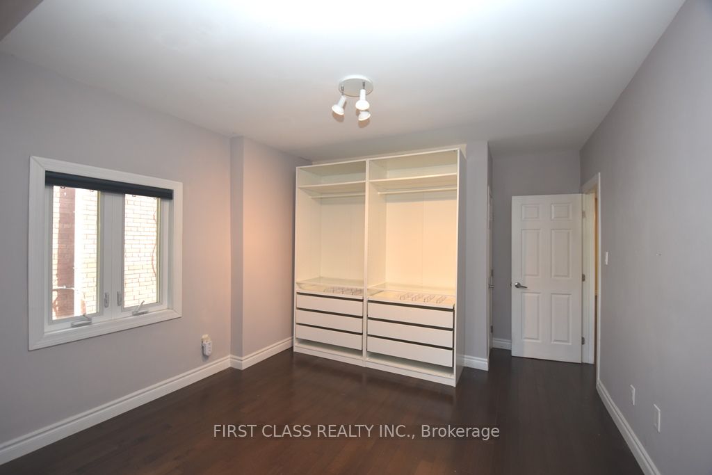 102 Greenwood Avenue Property Photo 12