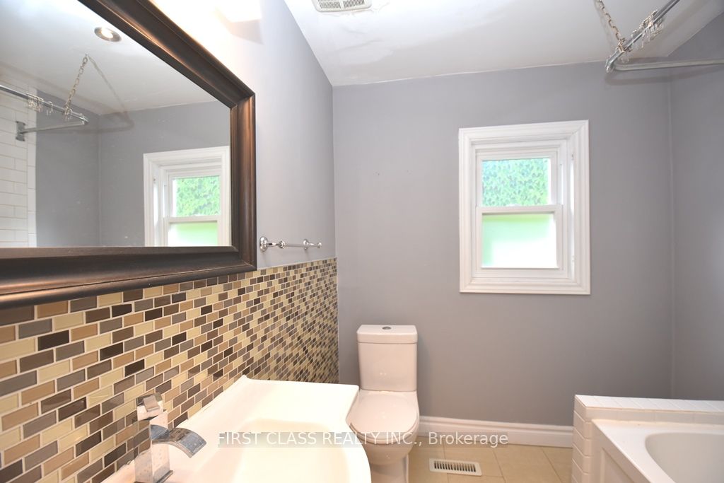 102 Greenwood Avenue Property Photo 16