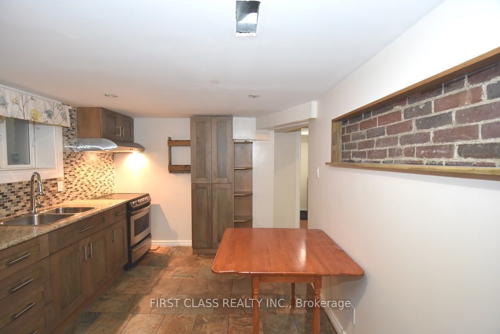 102 Greenwood Avenue Property Photo 24