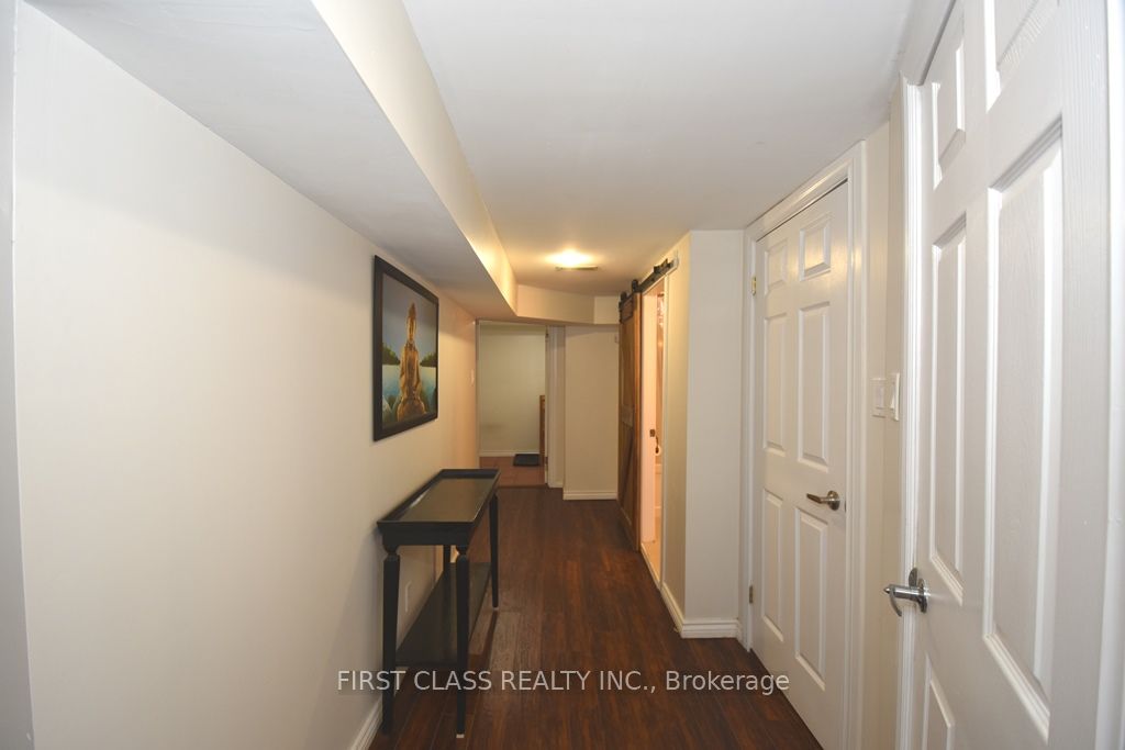 102 Greenwood Avenue Property Photo 27