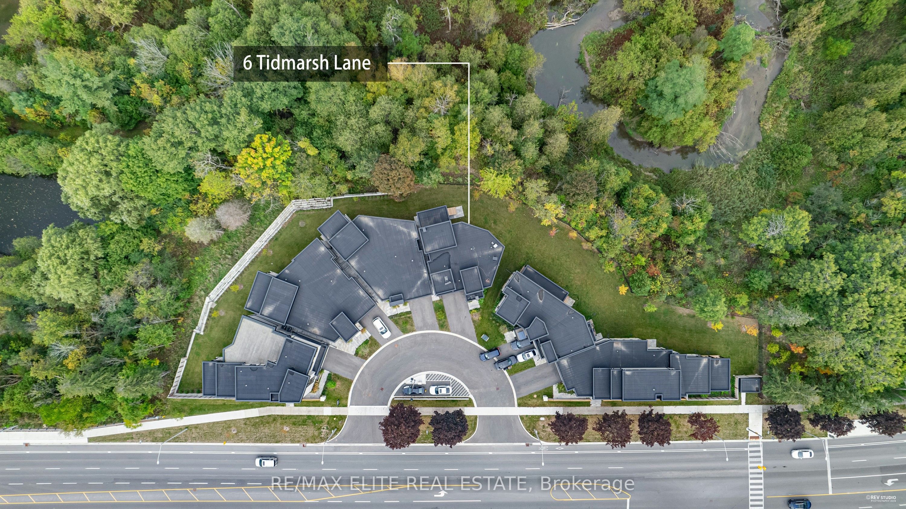 6 Tidmarsh Lane Property Photo 3