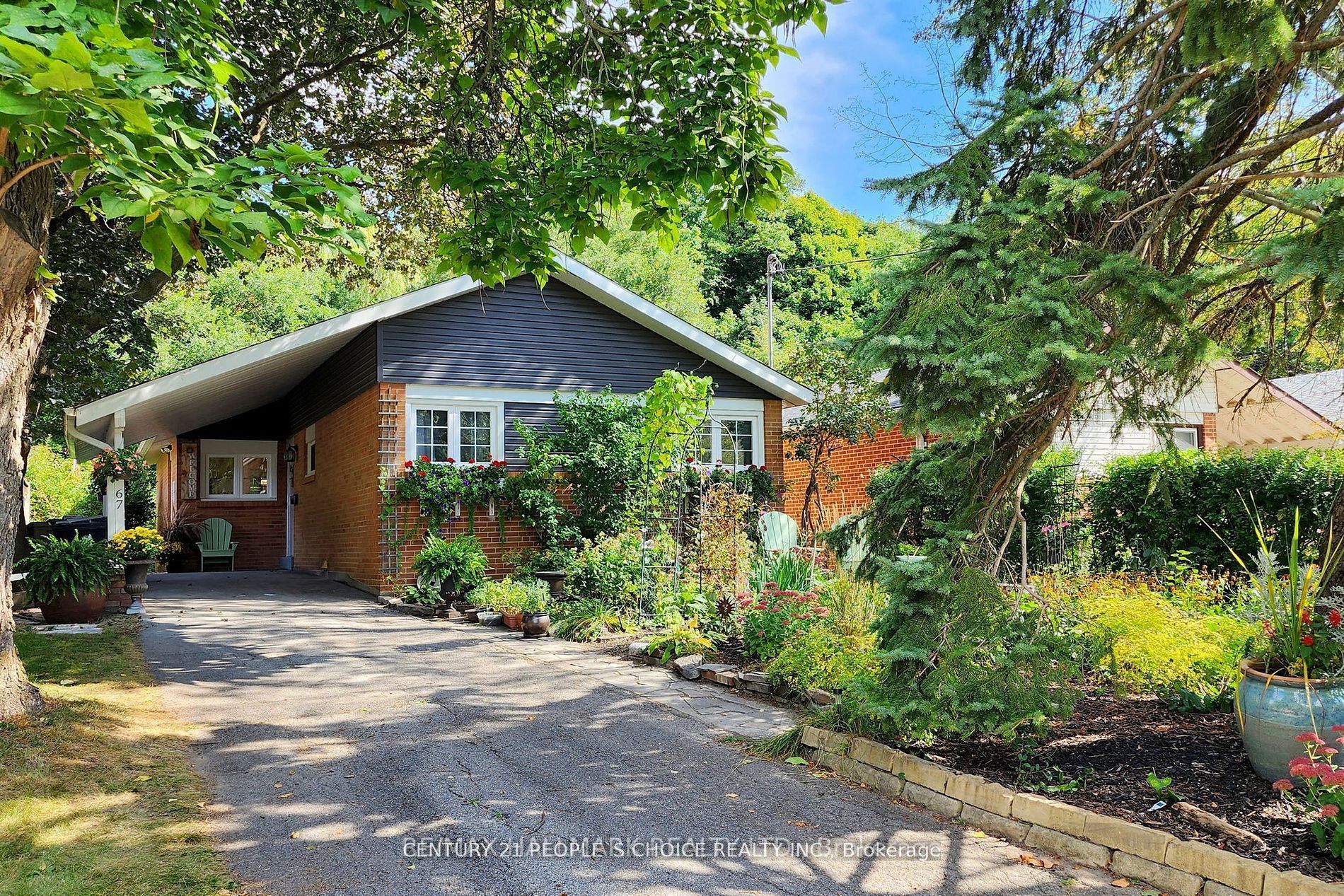 #upper - 67 Ladysbridge Drive Property Photo