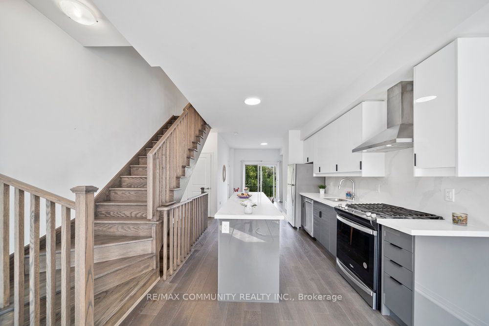1672 Pleasure Valley Path N Property Photo 12