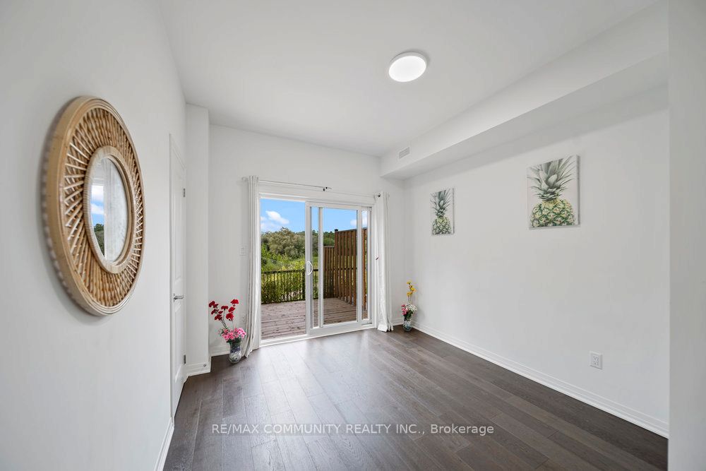 1672 Pleasure Valley Path N Property Photo 17