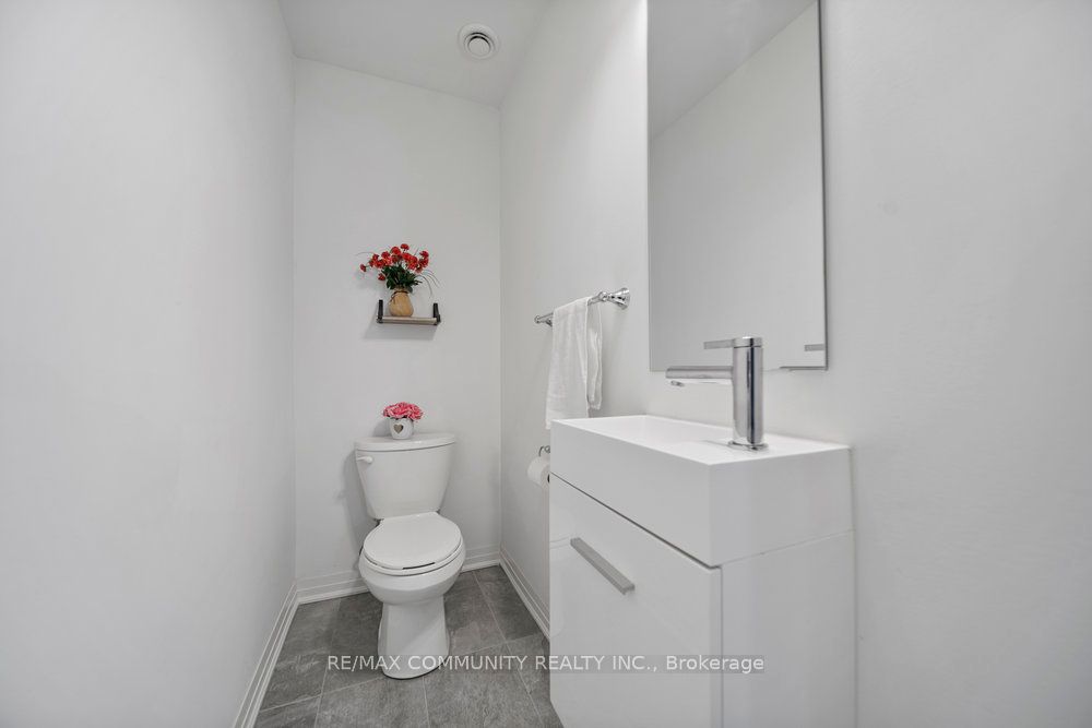 1672 Pleasure Valley Path N Property Photo 19