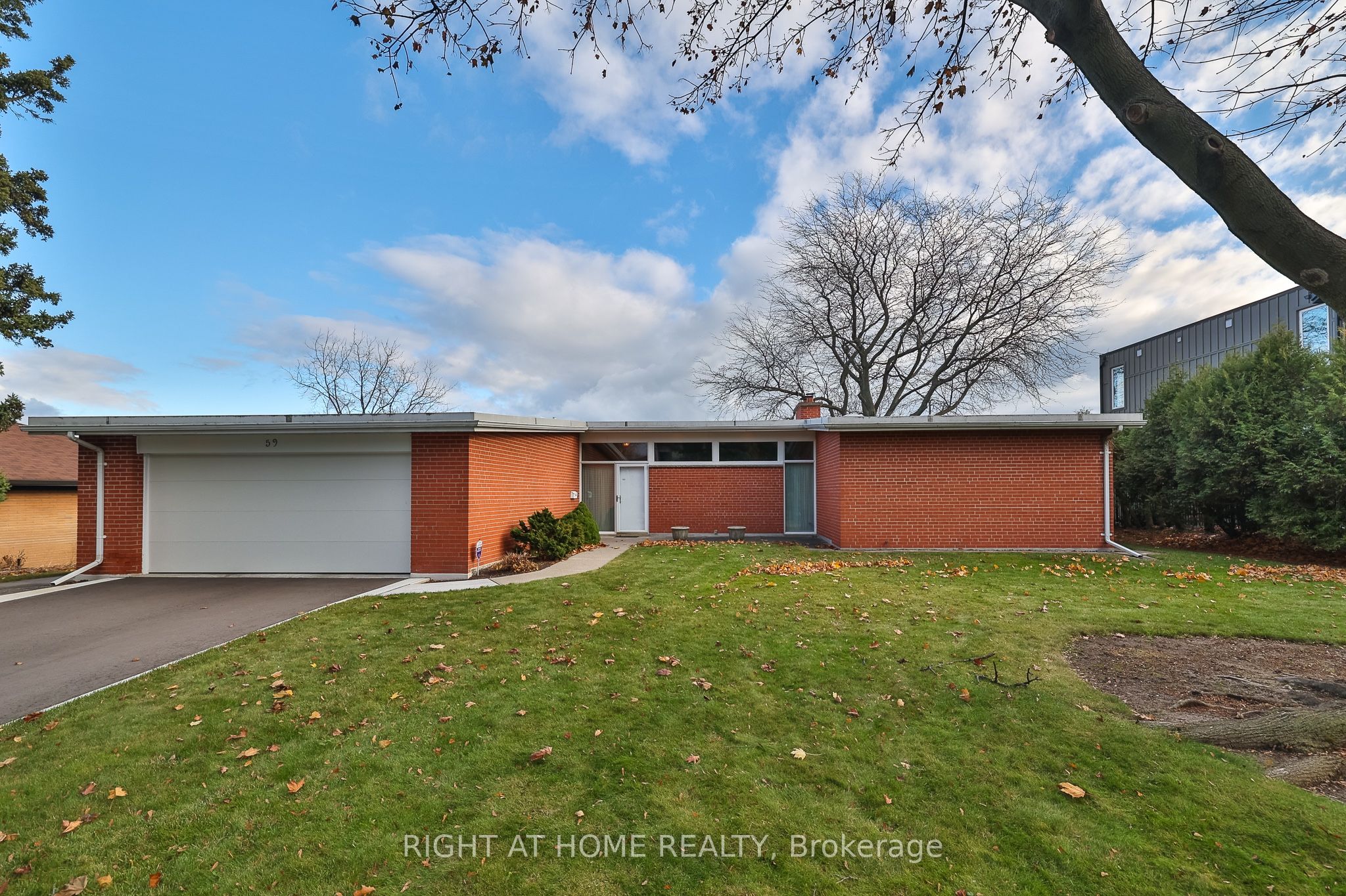 59 Hill Crescent Property Photo 8