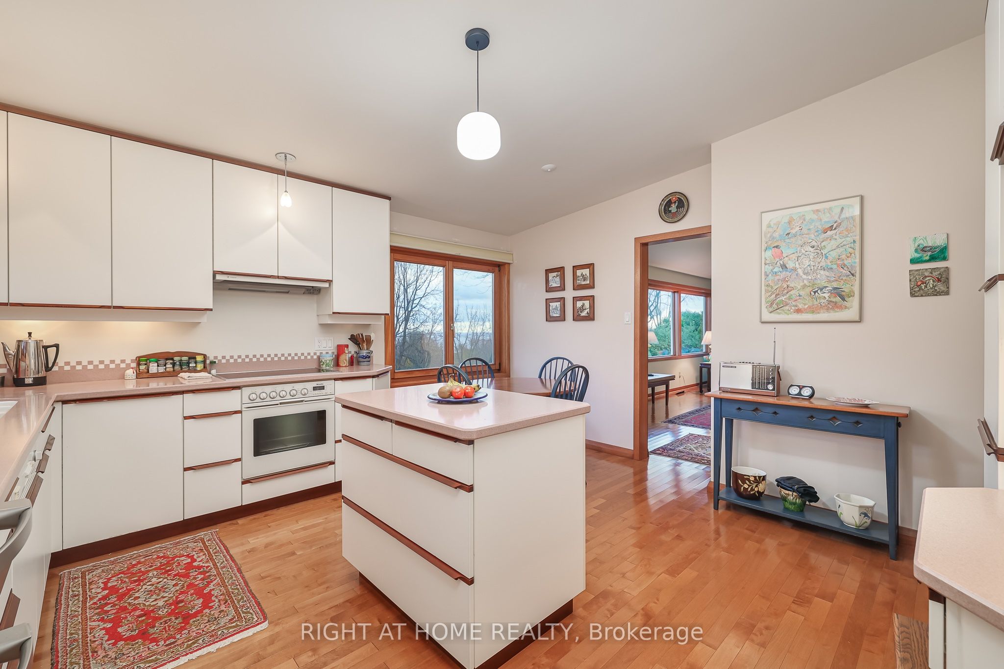 59 Hill Crescent Property Photo 13