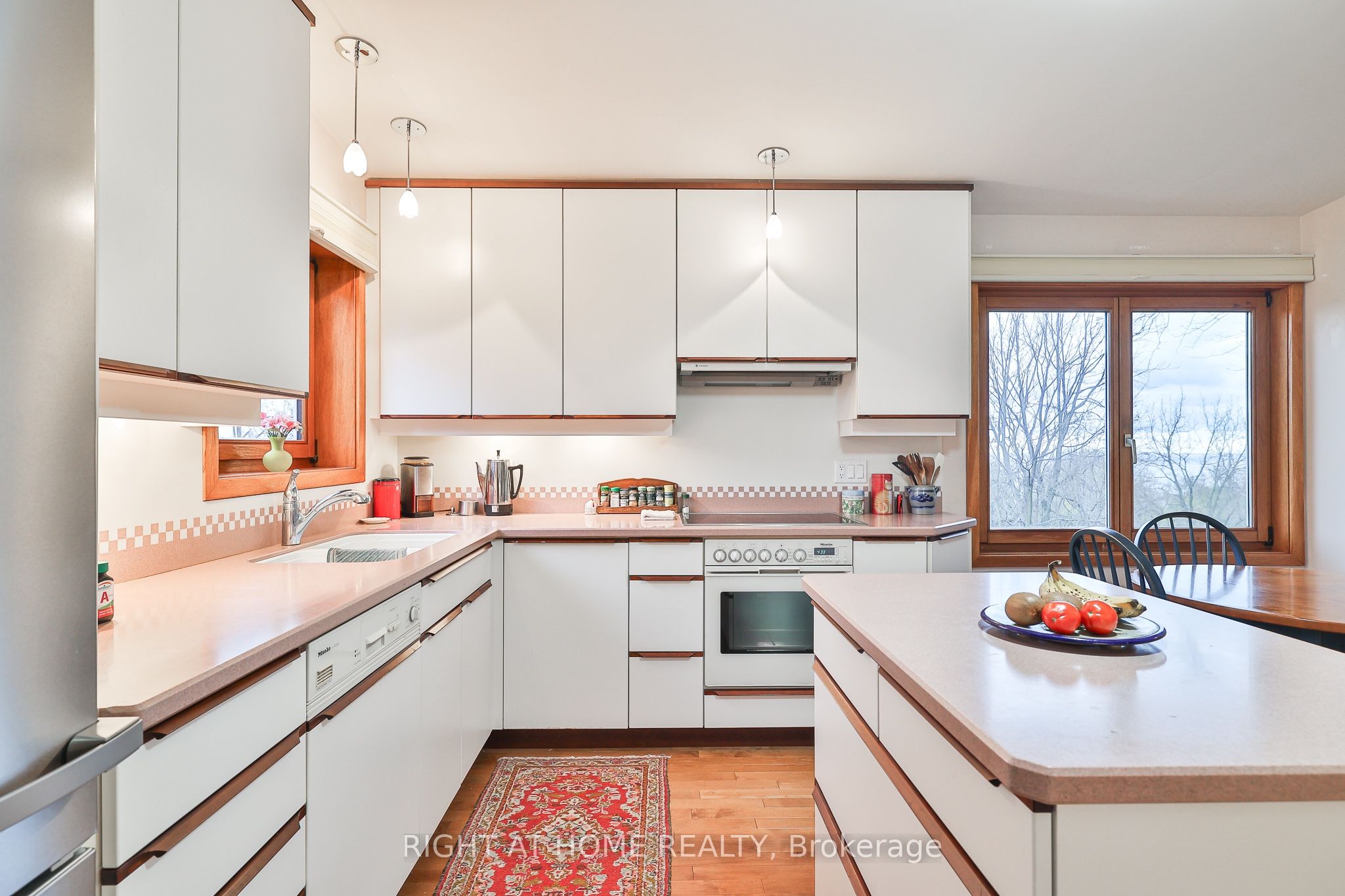 59 Hill Crescent Property Photo 14