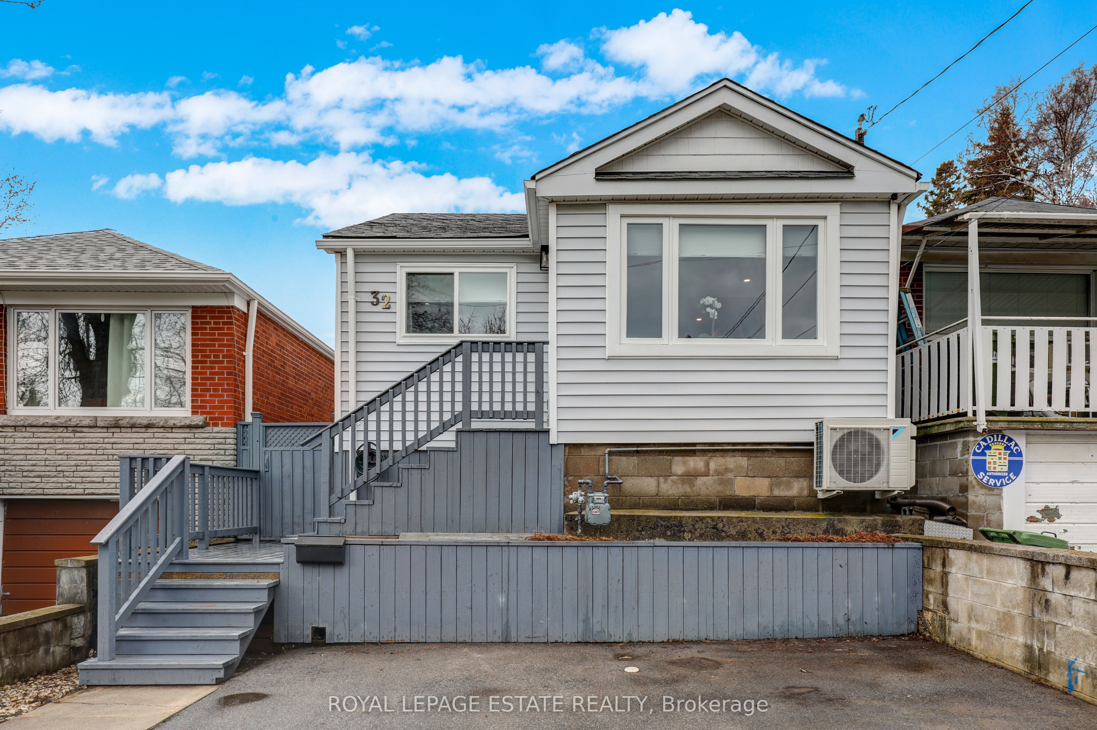 Toronto E06 Real Estate Listings Main Image