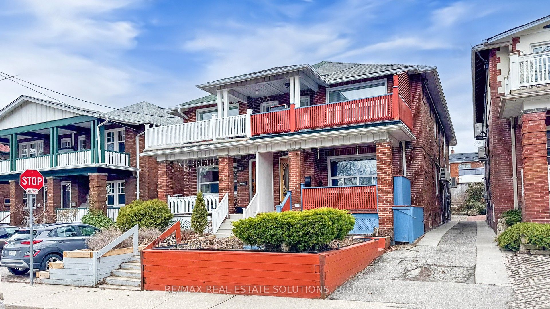 #main - 62 Glen Manor Drive Property Photo