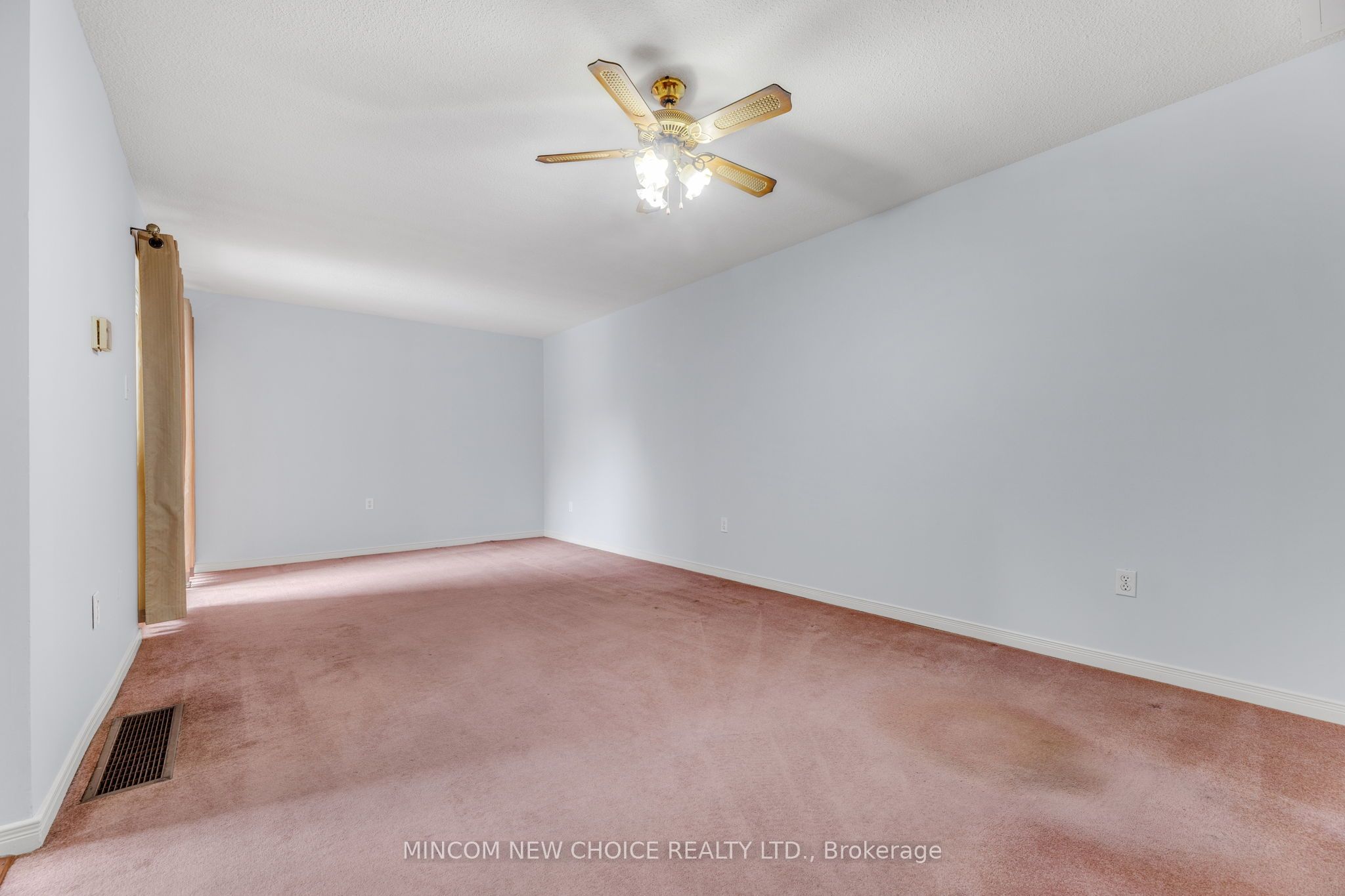#58 - 107 Dovedale Drive Property Photo 6