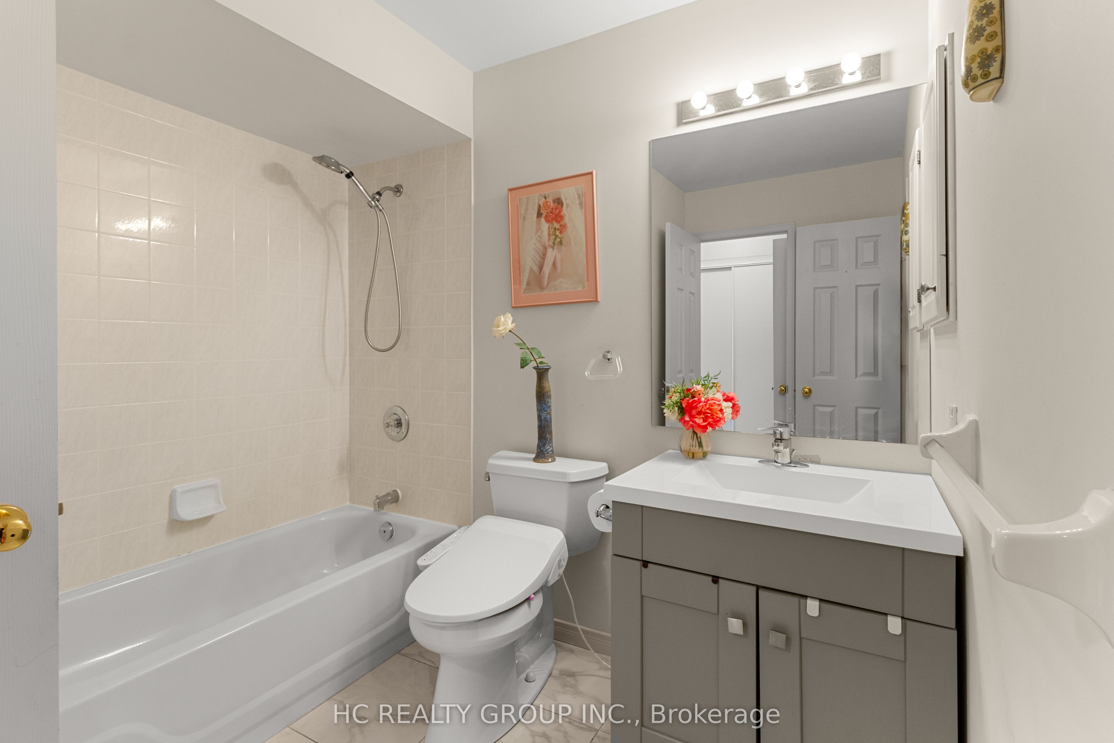 83 Mondeo Drive 535 Property Photo 18