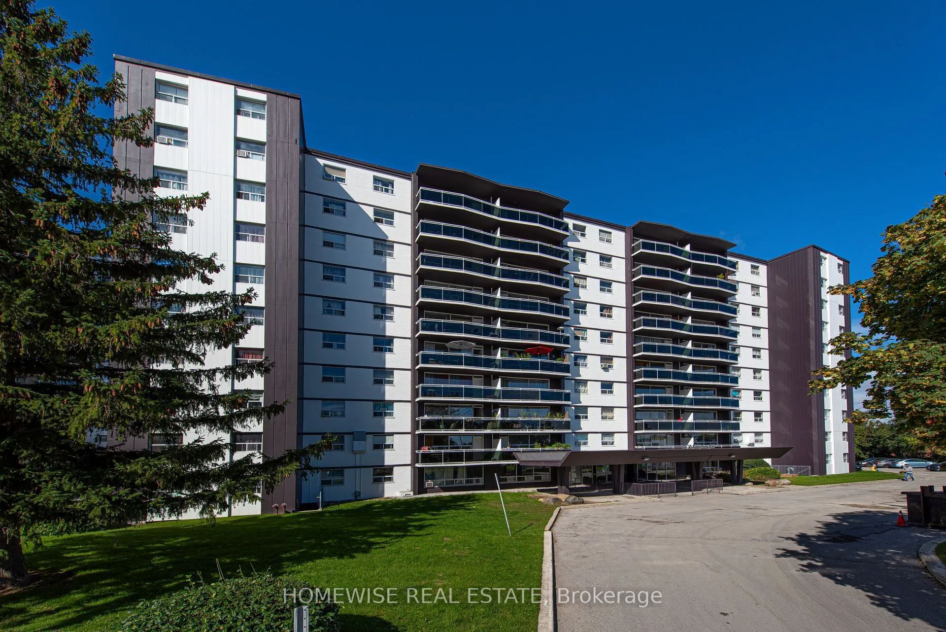 #409 - 2570 Kingston Road Property Photo
