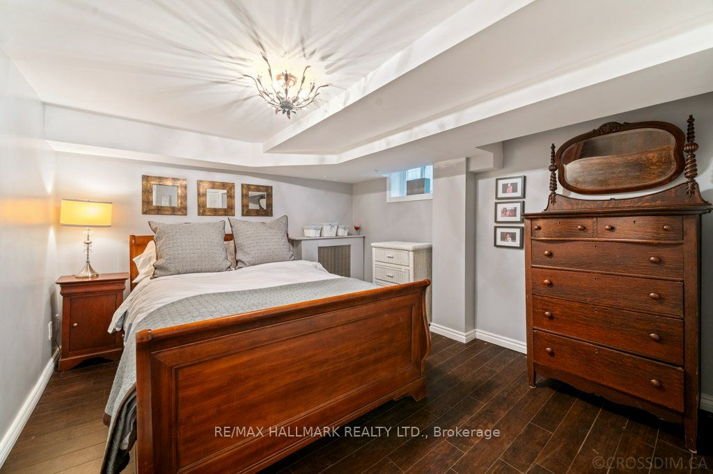#lower Level - 4 Four Oaks Gate Property Photo 8