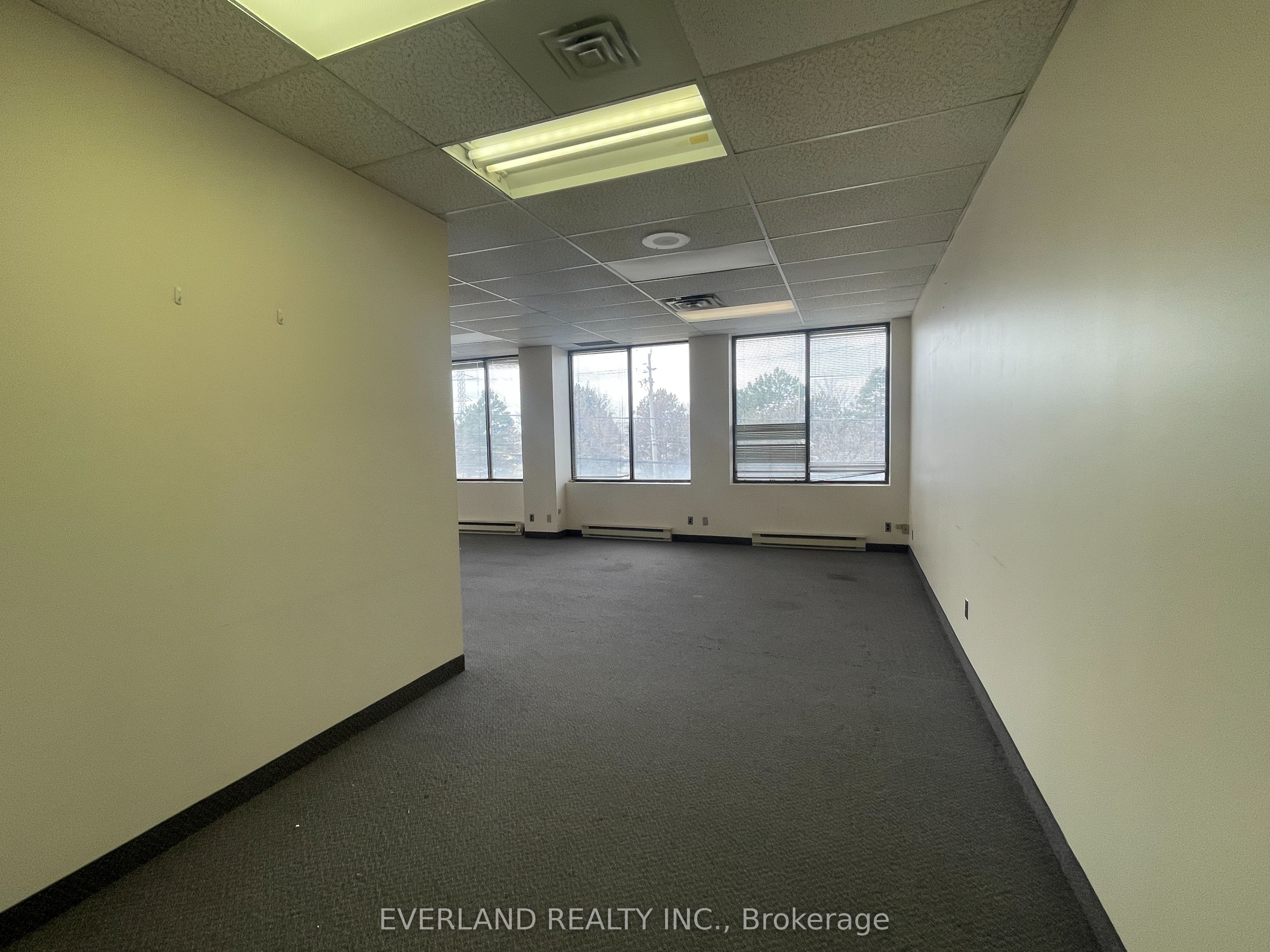 #200 - 3601 Victoria Park Avenue Property Photo 5