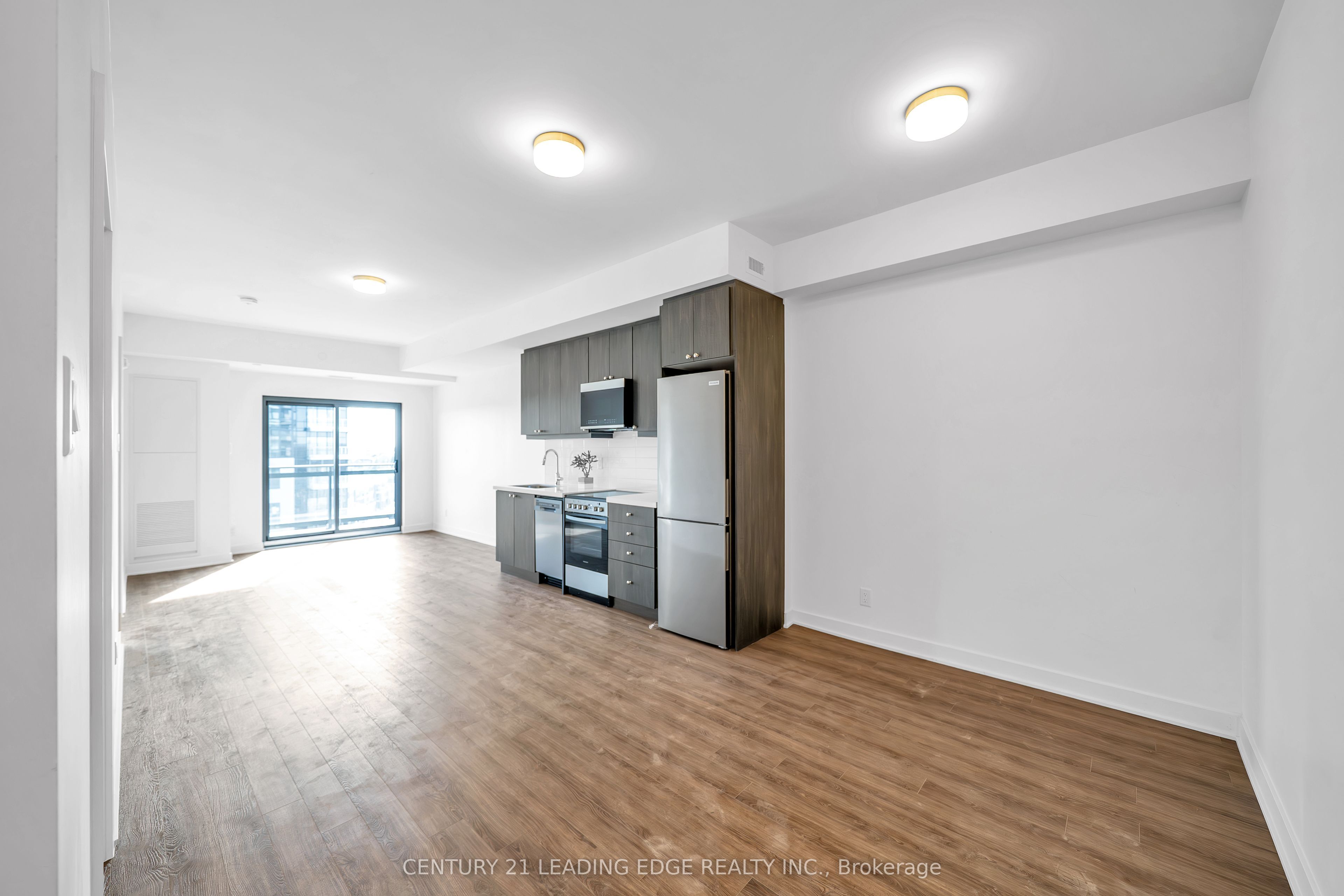 #811 - 55 Clarington Boulevard Property Photo 7