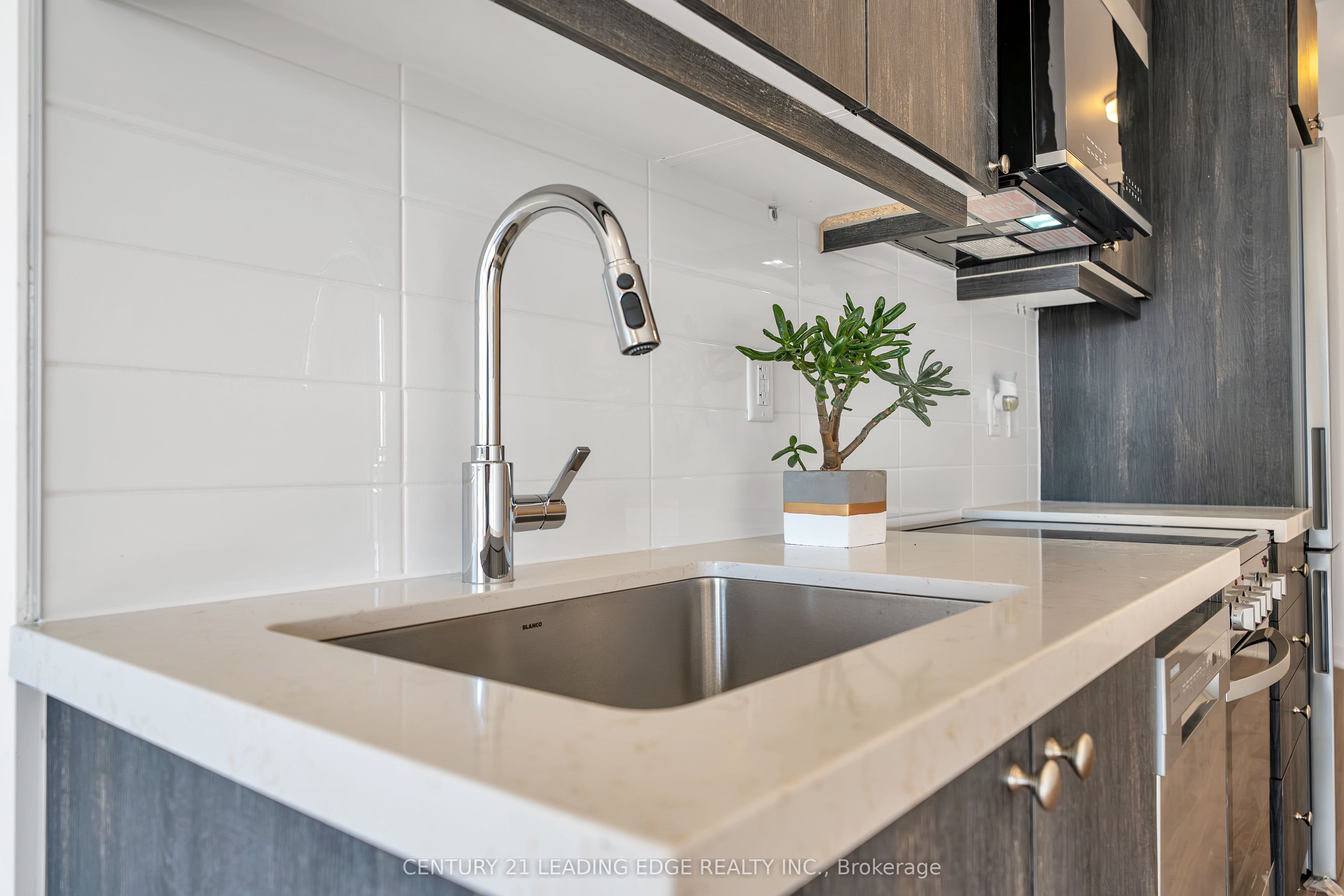 #811 - 55 Clarington Boulevard Property Photo 11