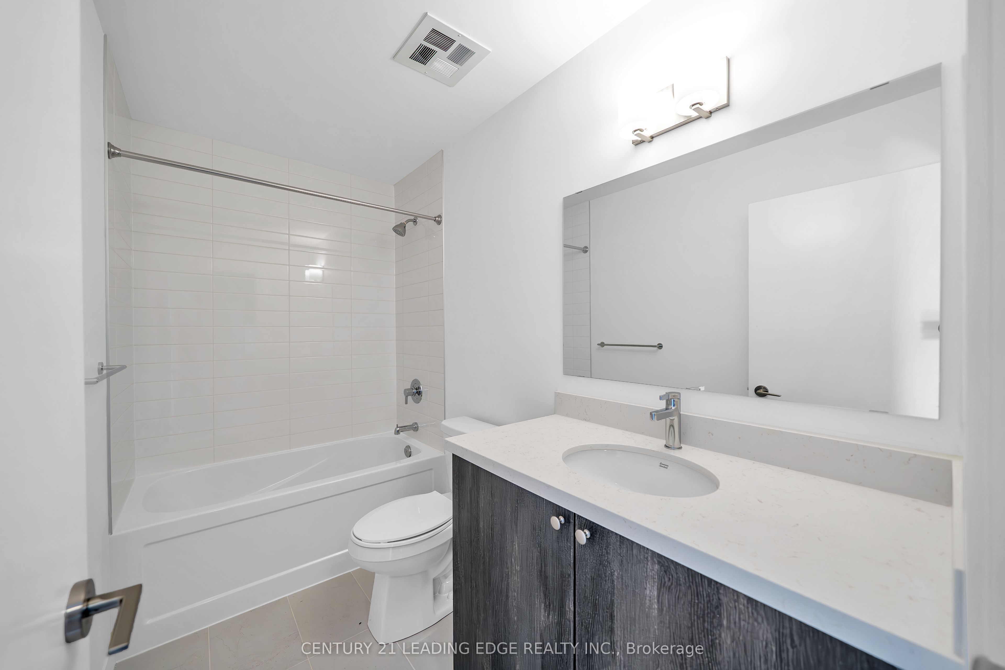 #811 - 55 Clarington Boulevard Property Photo 15