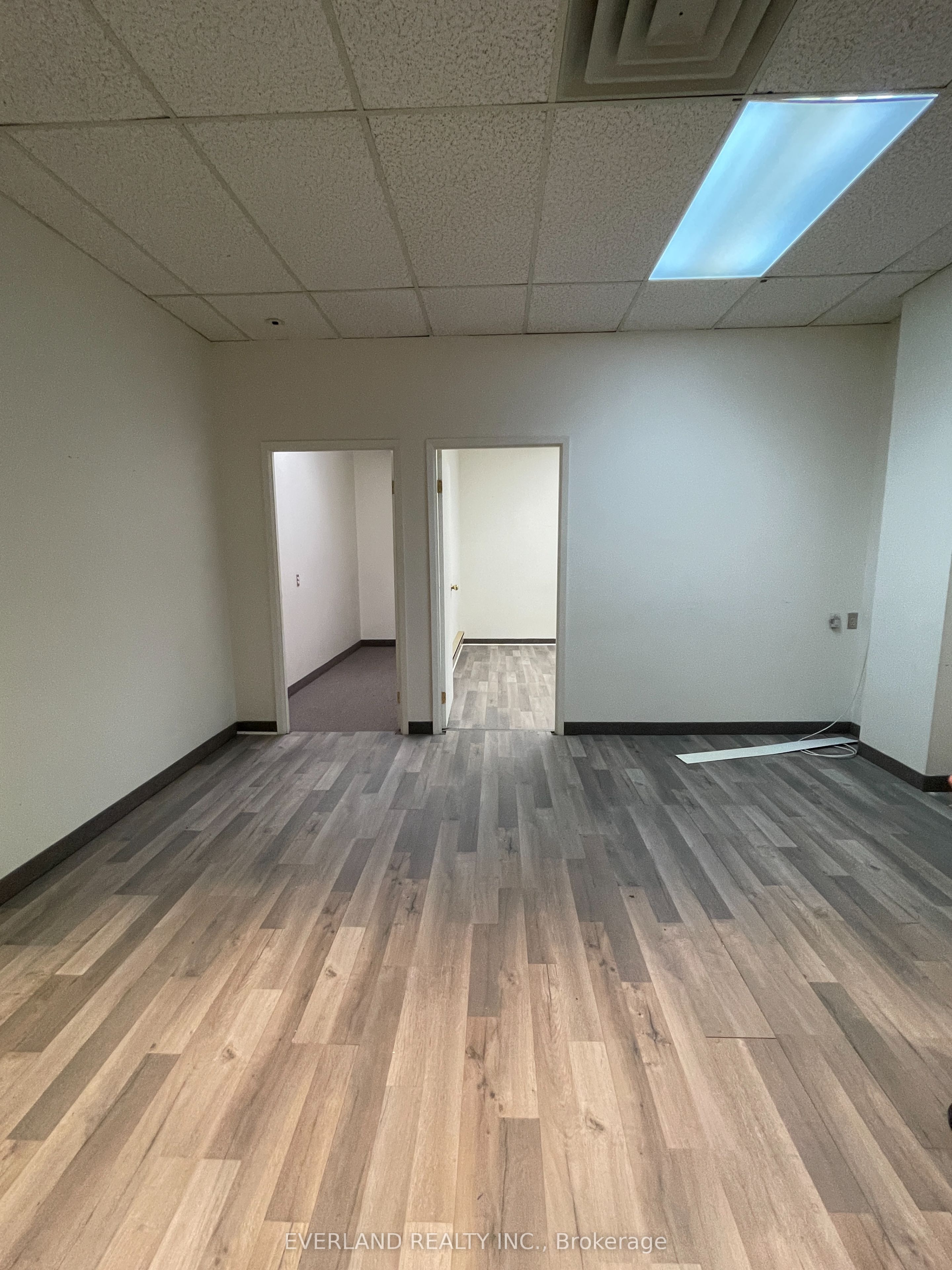 #202a - 3601 Victoria Park Avenue Property Photo 2