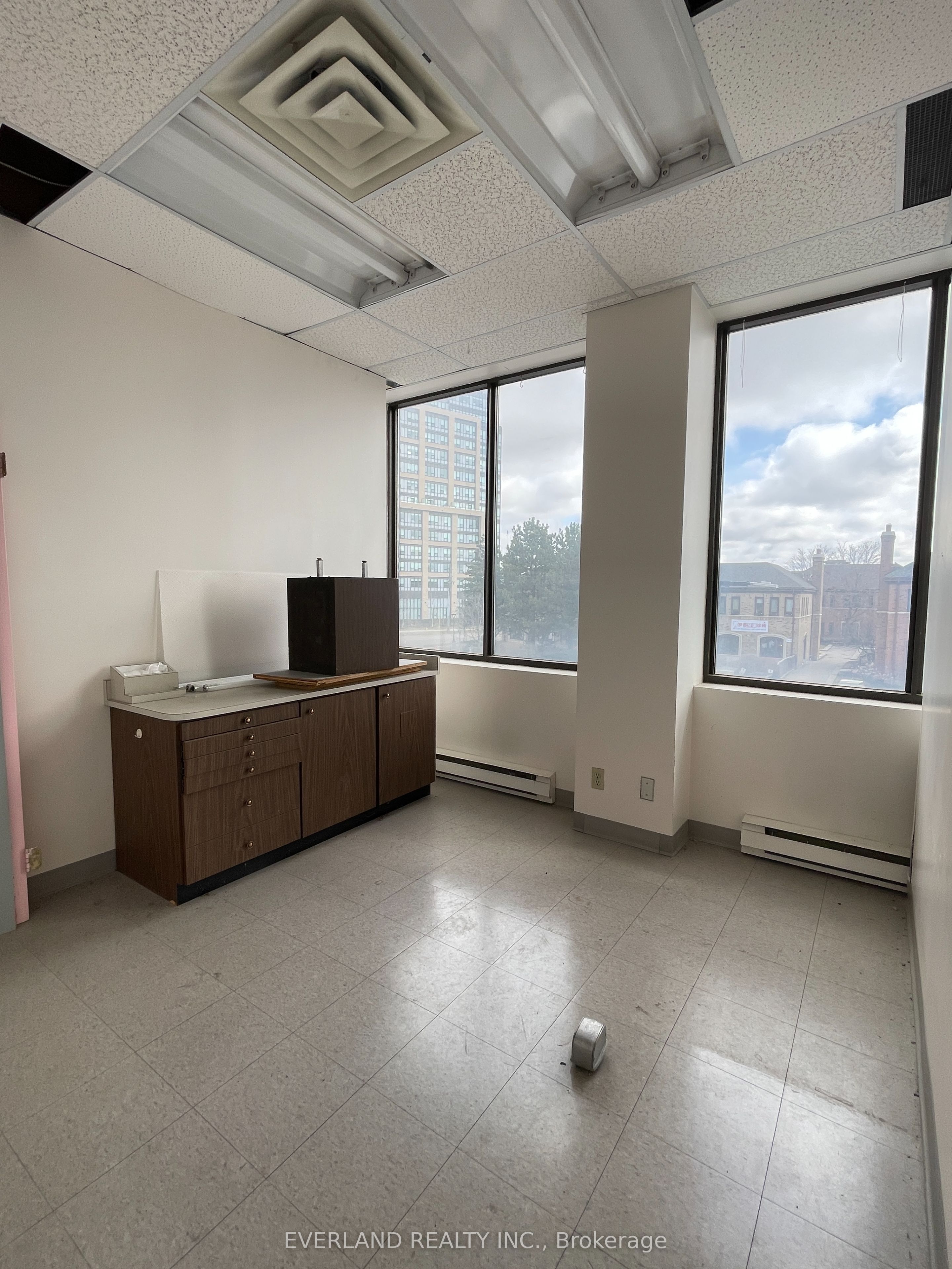 #203a - 3601 Victoria Park Avenue Property Photo 10