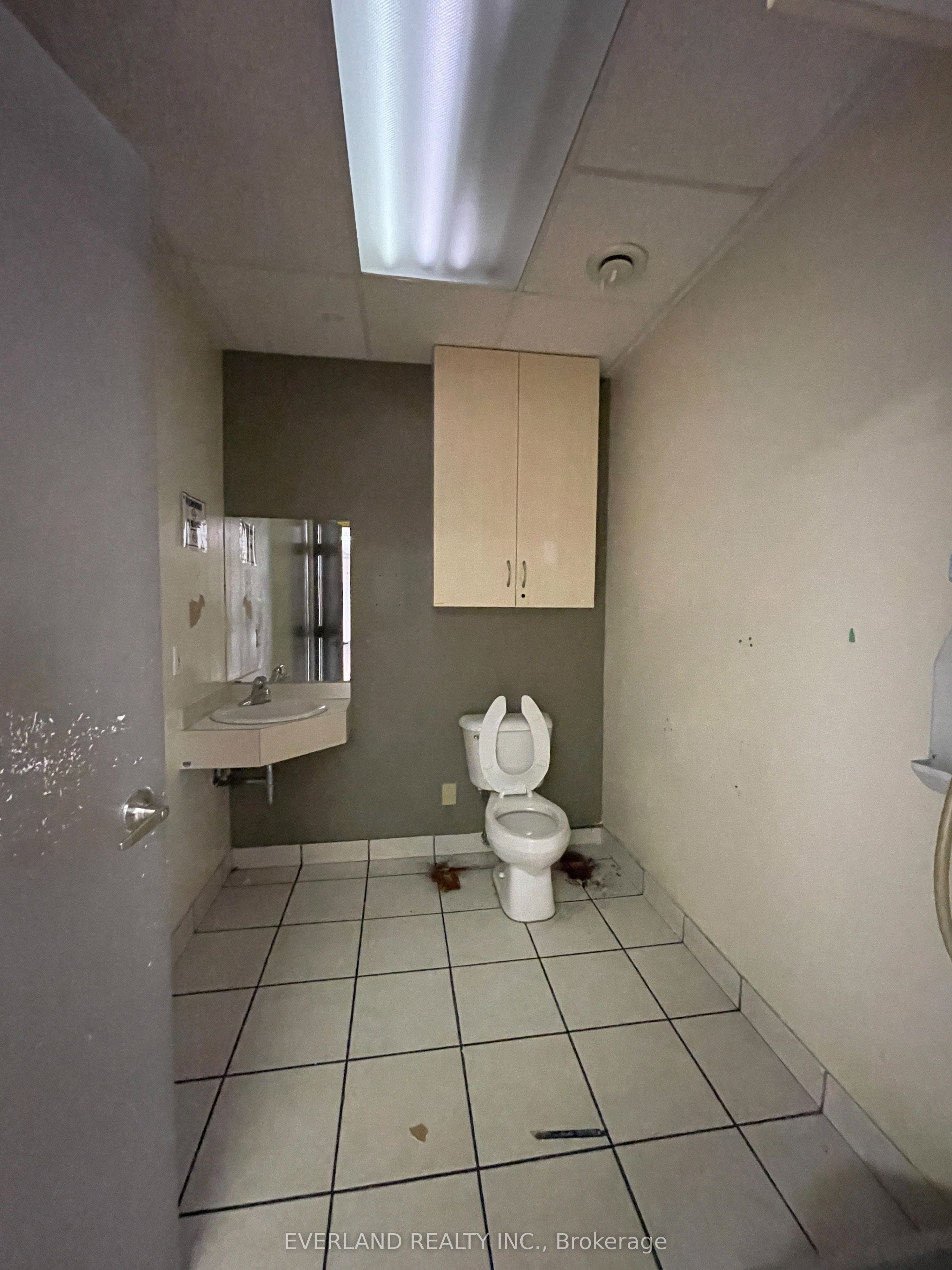 #206-209 - 3601 Victoria Park Avenue Property Photo 6