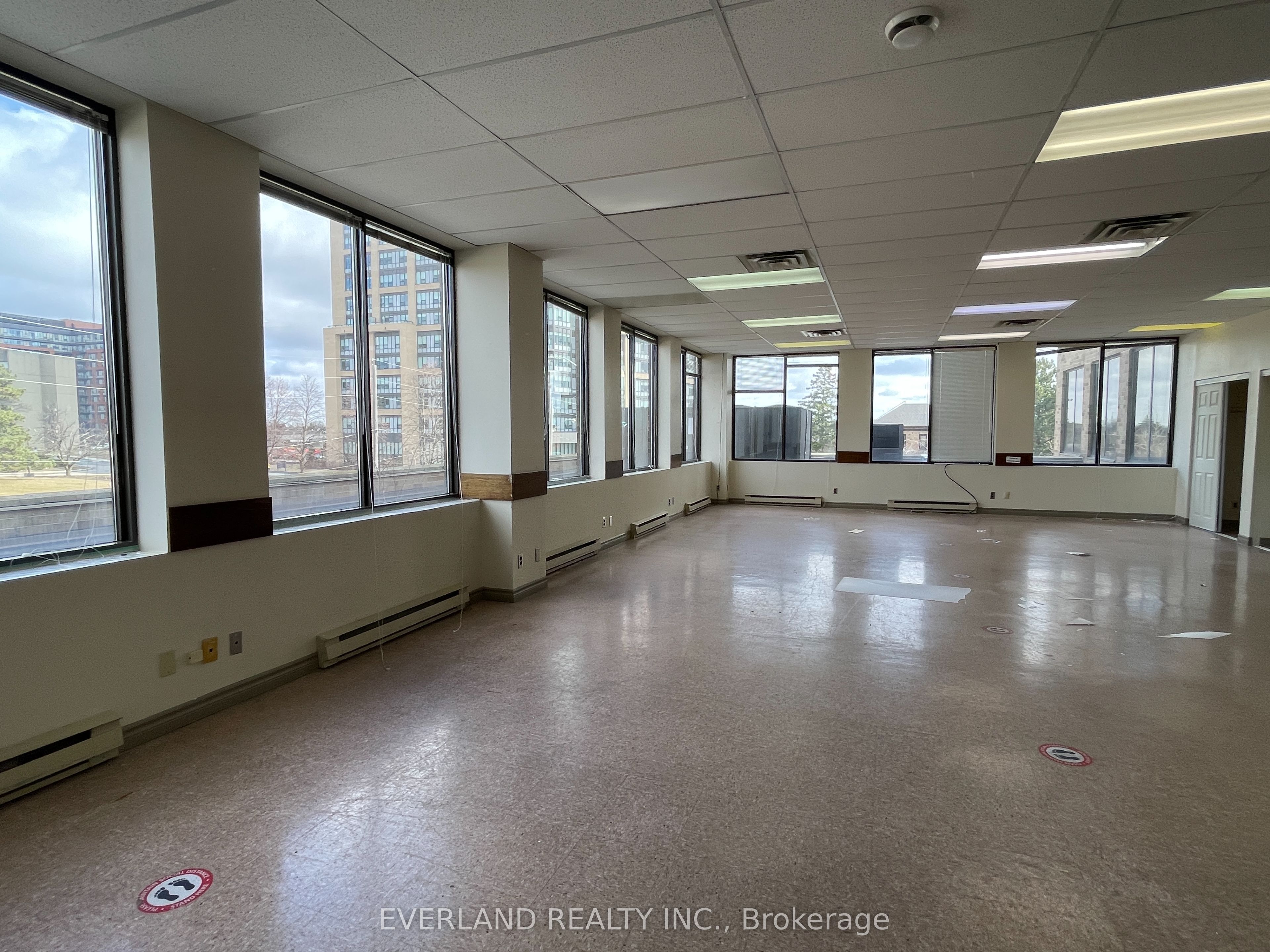 #206-209 - 3601 Victoria Park Avenue Property Photo 10