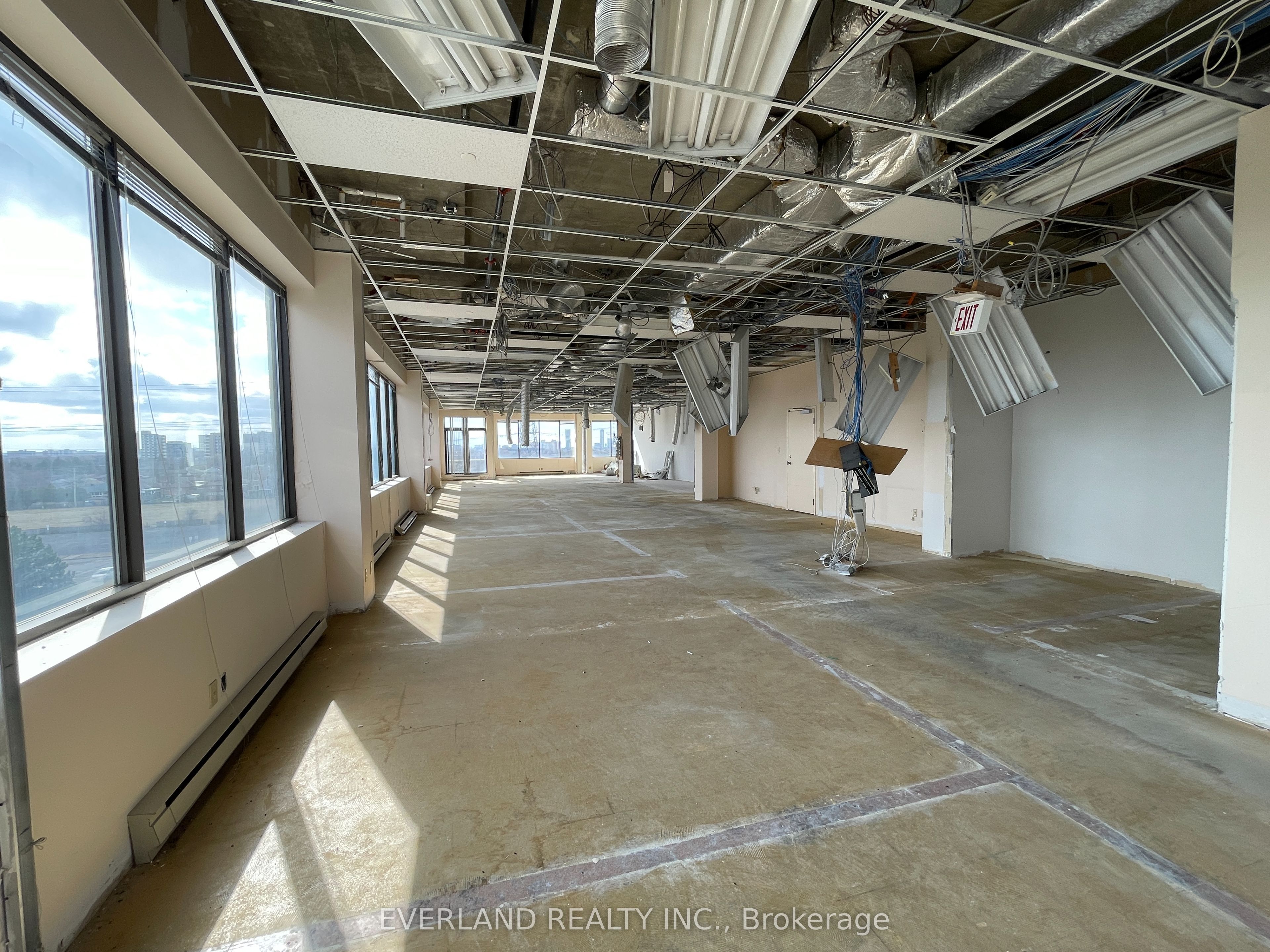 #500 - 3601 Victoria Park Avenue Property Photo 1