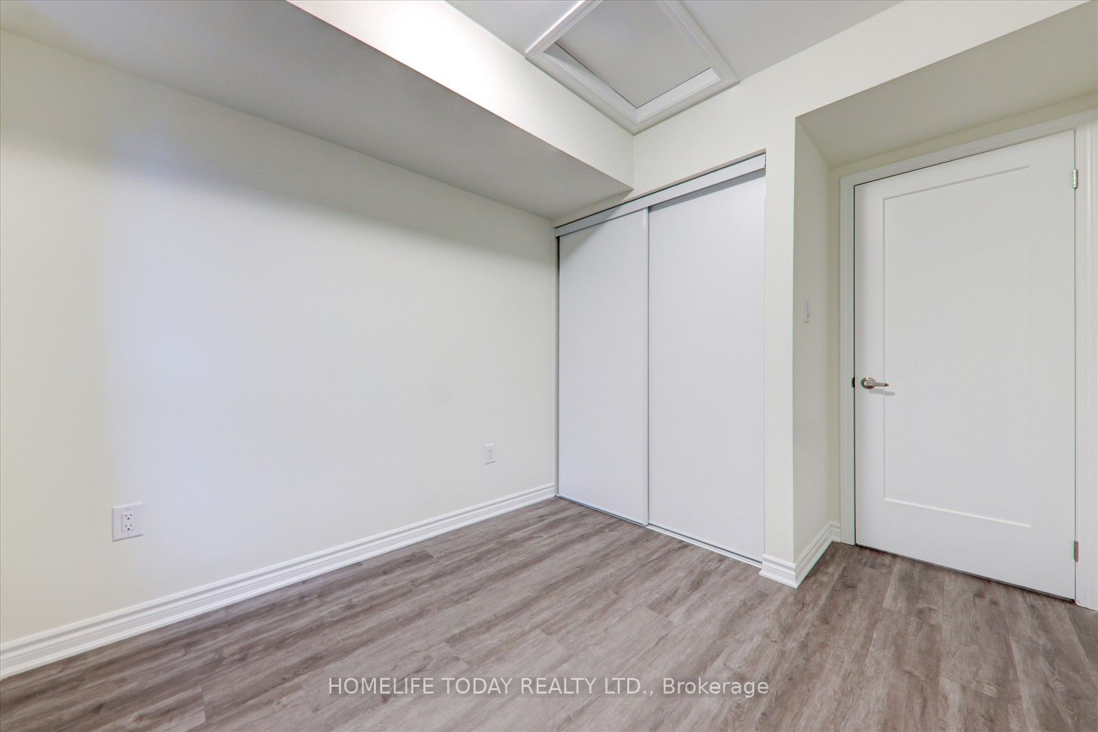 2787 Eglington Avenue 321 Property Photo 19