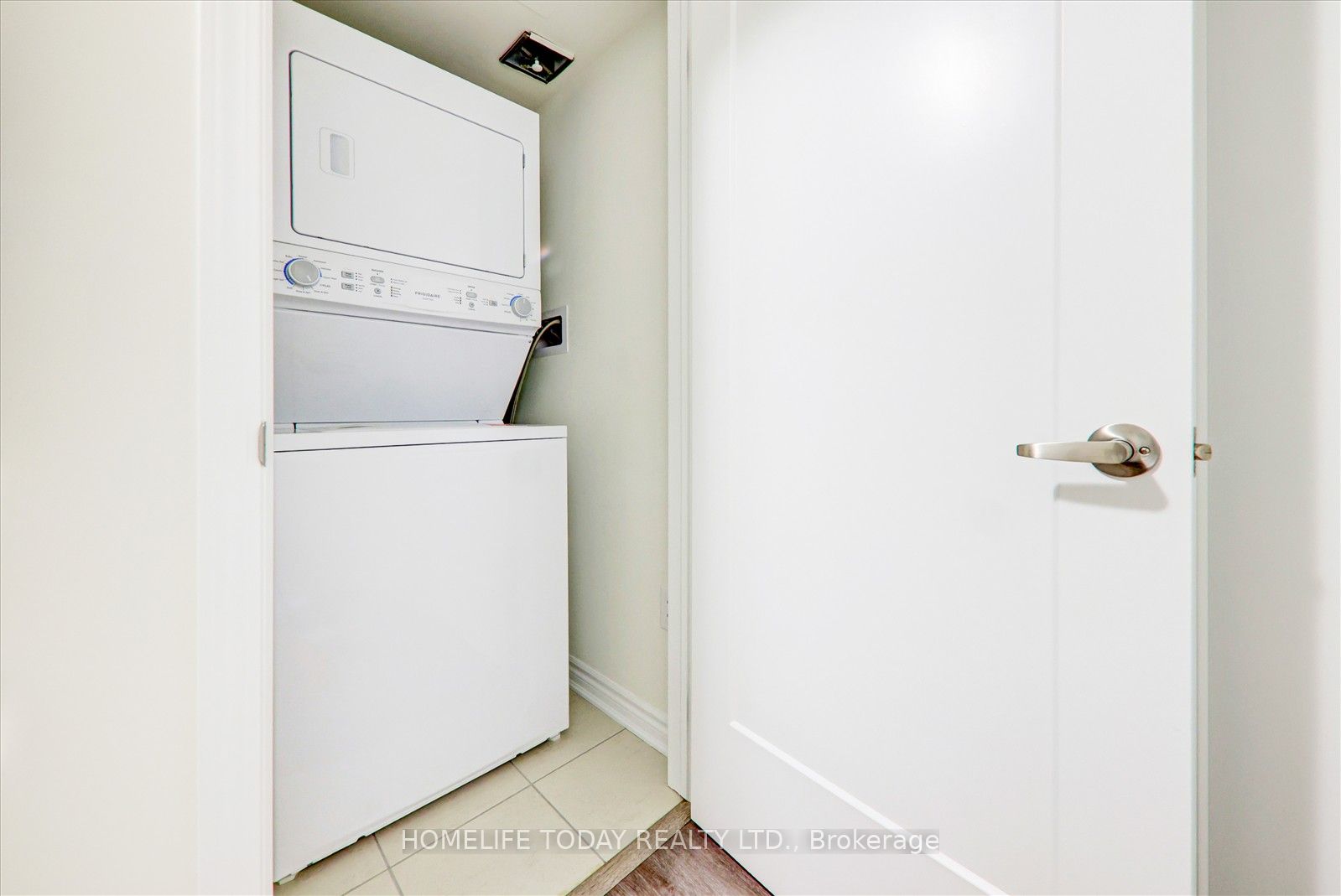 2787 Eglington Avenue 321 Property Photo 21